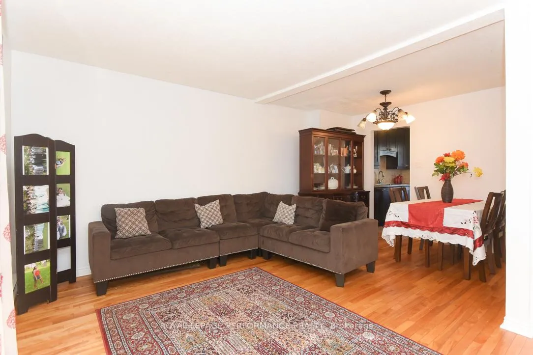 Photo 10 of 3194 Stockton Drive, Ottawa, Blossom Park/Kemp Park/Findlay Creek — HOMEH