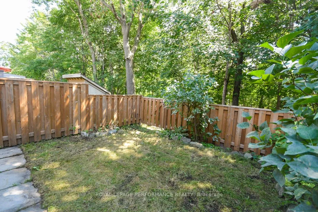 Photo 33 of 3194 Stockton Drive, Ottawa, Blossom Park/Kemp Park/Findlay Creek — HOMEH