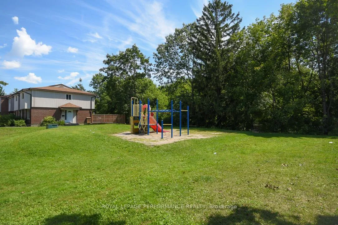Photo 38 of 3194 Stockton Drive, Ottawa, Blossom Park/Kemp Park/Findlay Creek — HOMEH