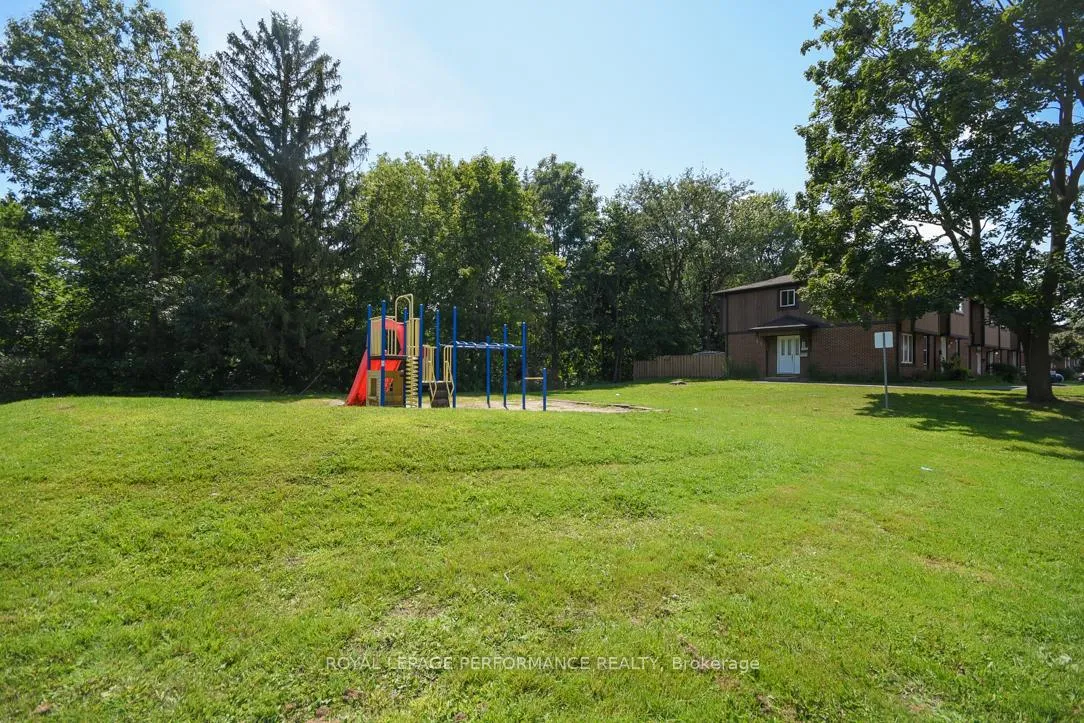 Photo 39 of 3194 Stockton Drive, Ottawa, Blossom Park/Kemp Park/Findlay Creek — HOMEH
