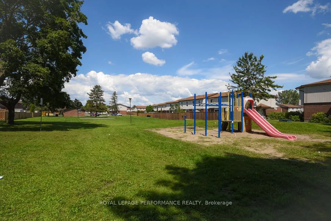 Photo 40 of 3194 Stockton Drive, Ottawa, Blossom Park/Kemp Park/Findlay Creek — HOMEH