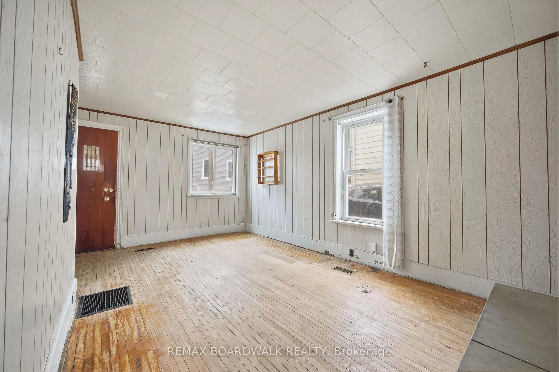 Photo 3 of 88 Charles Street, Carleton Place — HOMEH