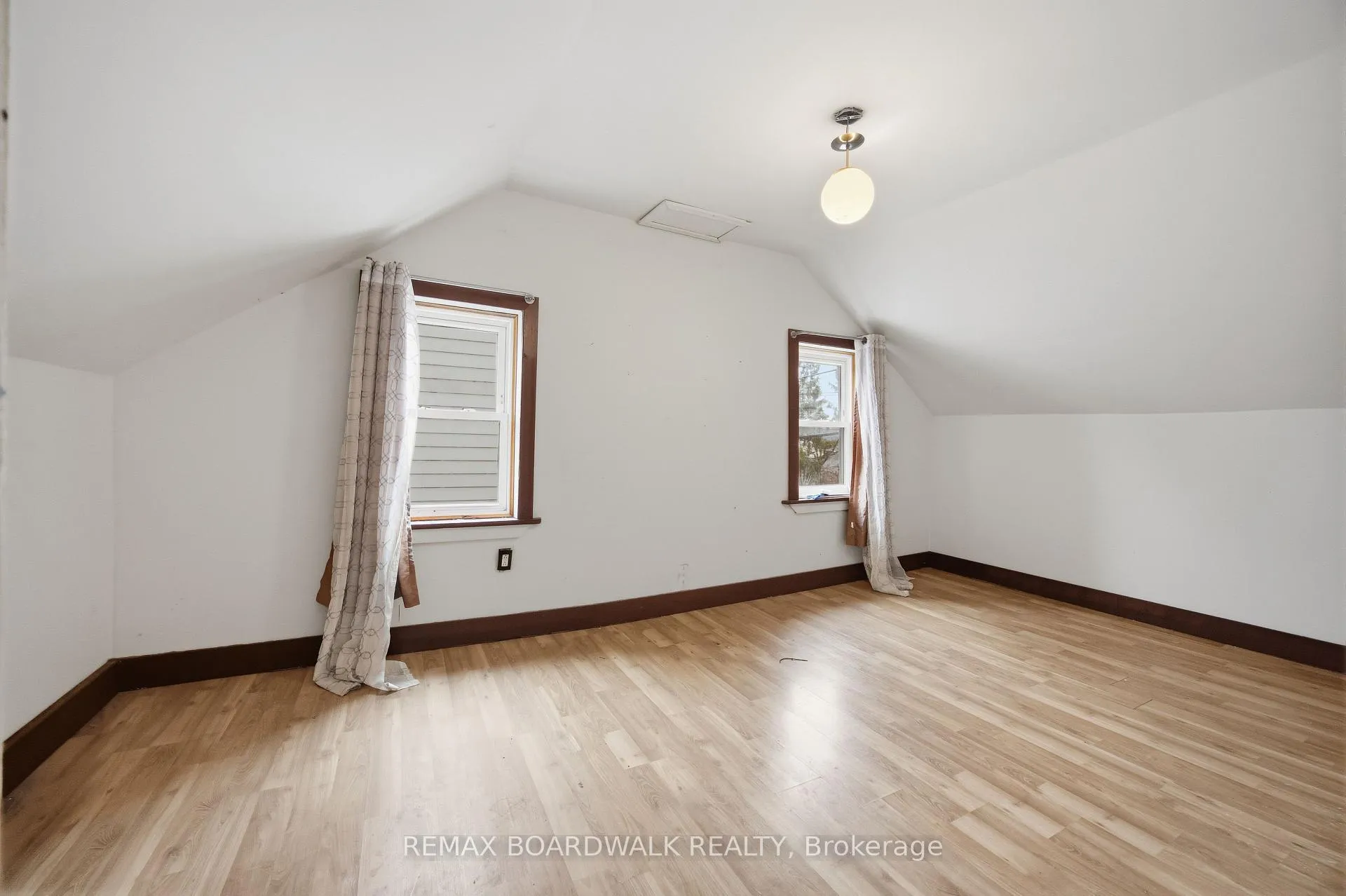 Photo 14 of 88 Charles Street, Carleton Place — HOMEH