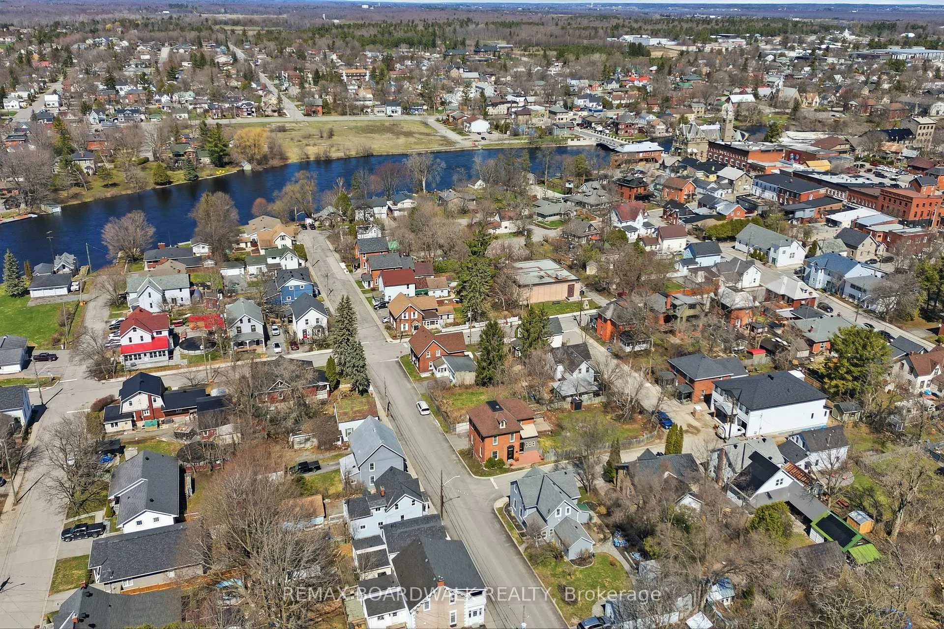 Photo 22 of 88 Charles Street, Carleton Place — HOMEH