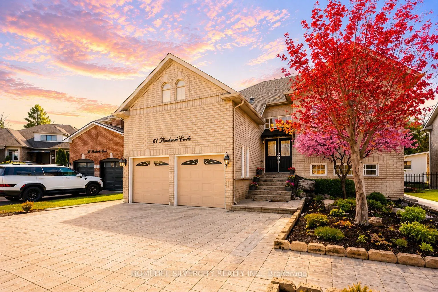 Photo 4 of 61 Pinebrook Circle, Caledon, Rural Caledon — HOMEH