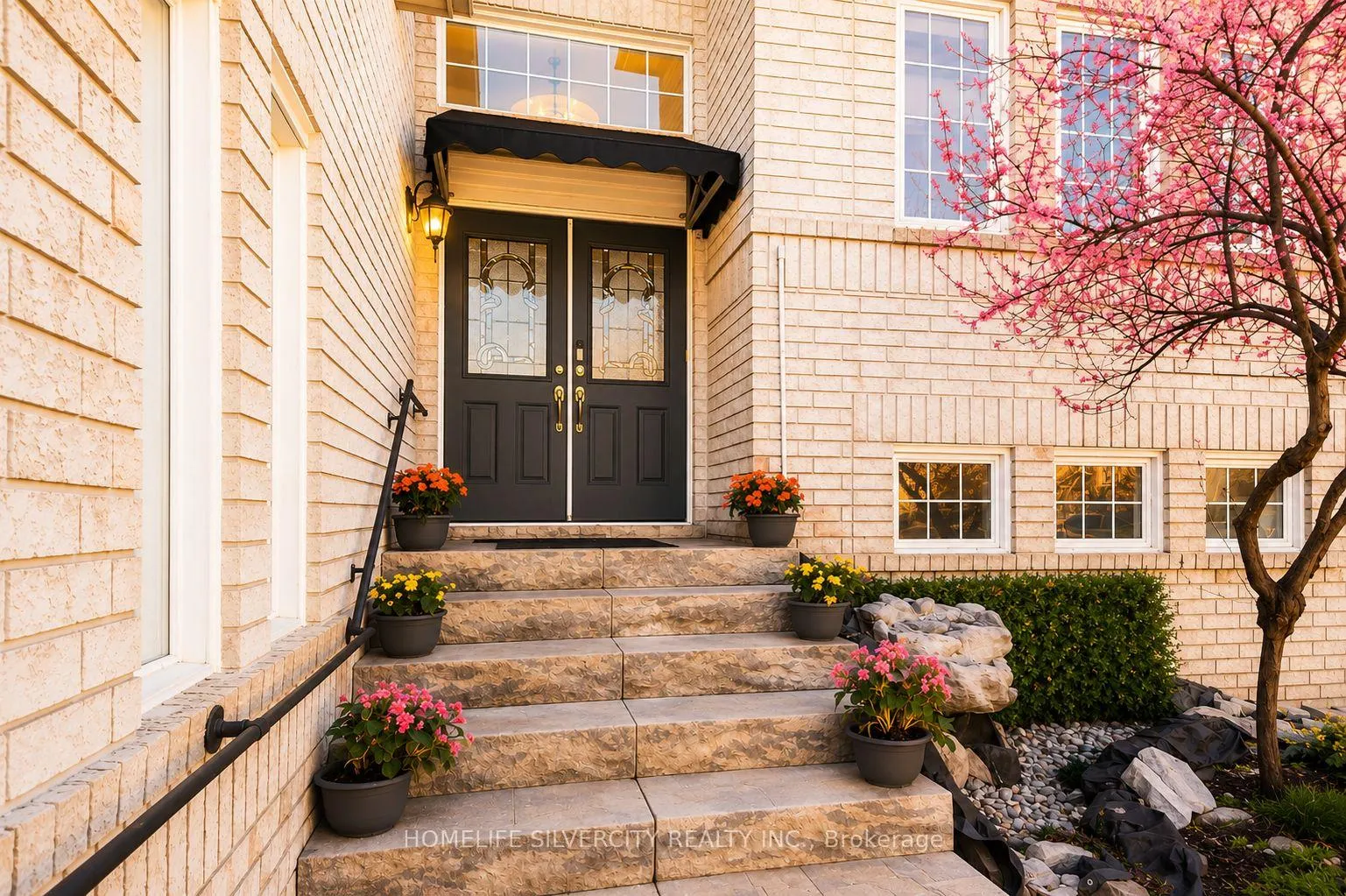 Photo 6 of 61 Pinebrook Circle, Caledon, Rural Caledon — HOMEH