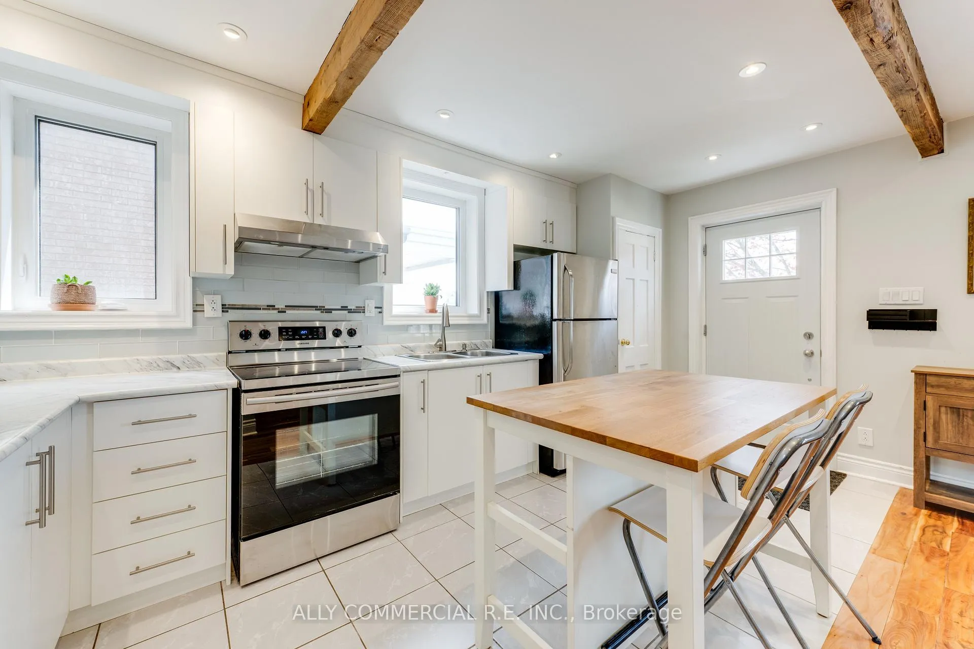 Photo 2 of 557 Nairn Avenue, Toronto, Caledonia-Fairbank — HOMEH