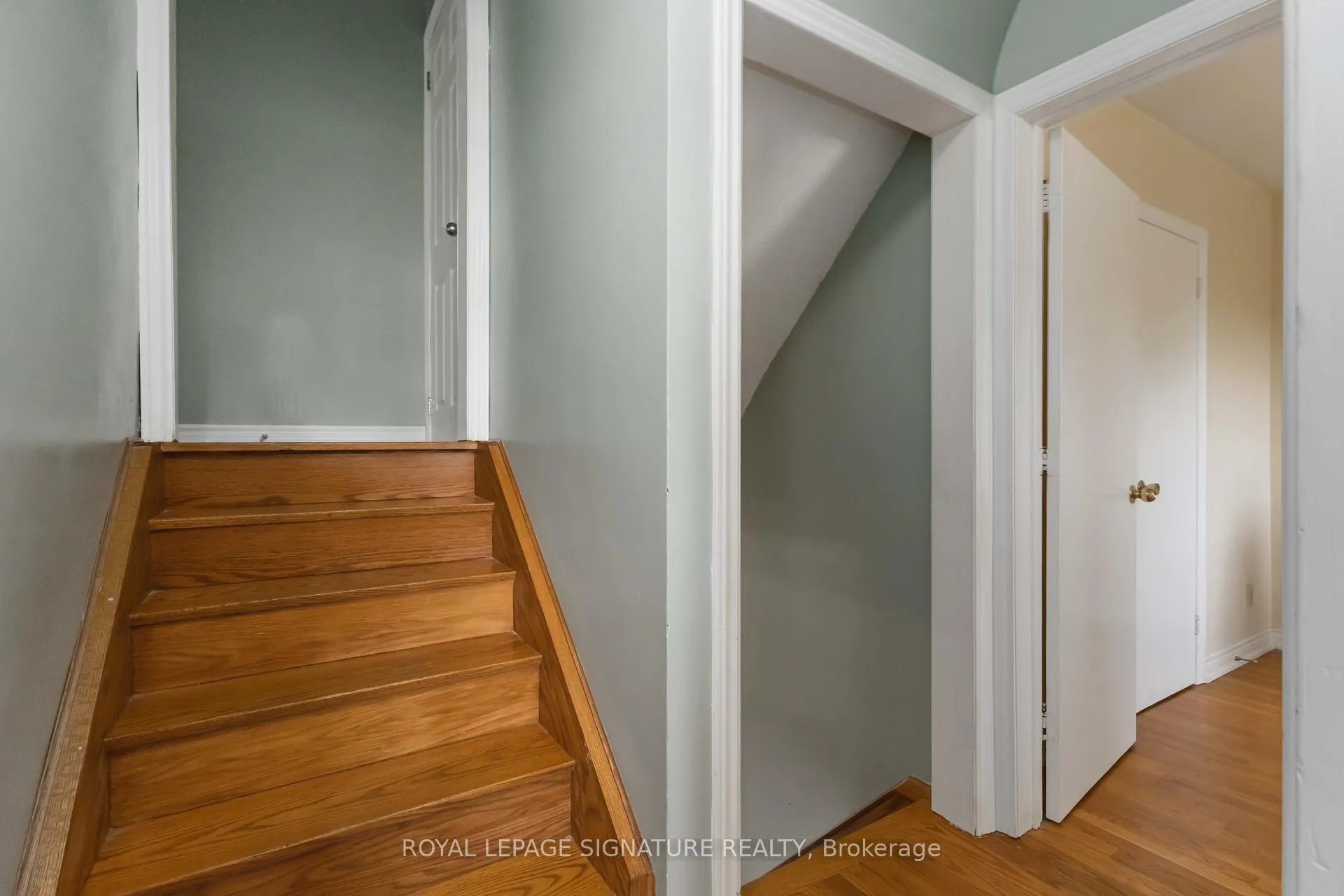 Photo 5 of 143 Rodda Boulevard, Scarborough, West Hill — HOMEH