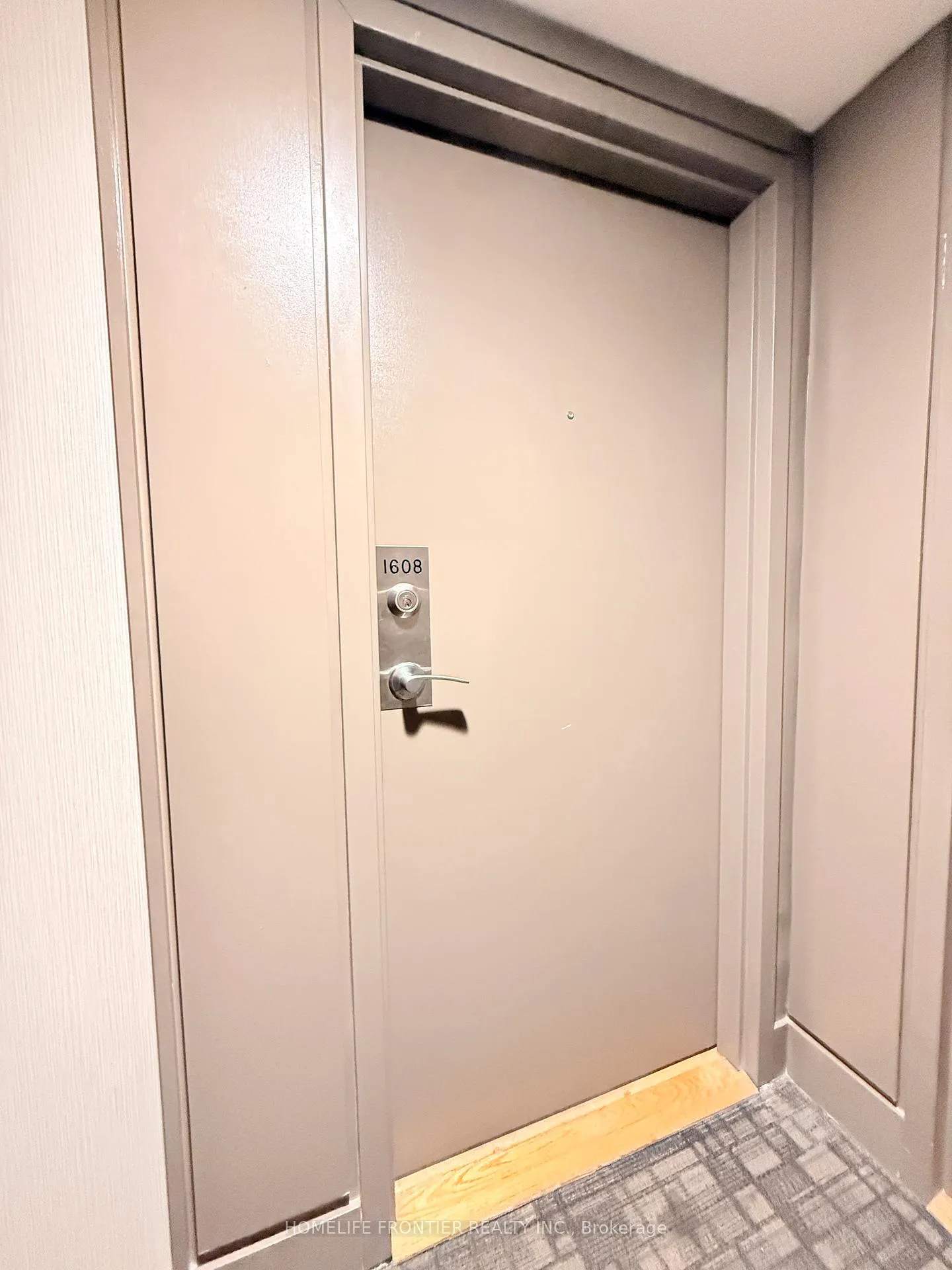 Photo 4 of Unit 1608, 381 Front Street W, Toronto, Waterfront Communities — HOMEH