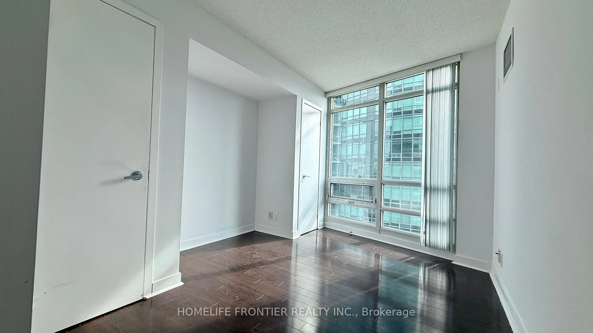 Photo 19 of Unit 1608, 381 Front Street W, Toronto, Waterfront Communities — HOMEH