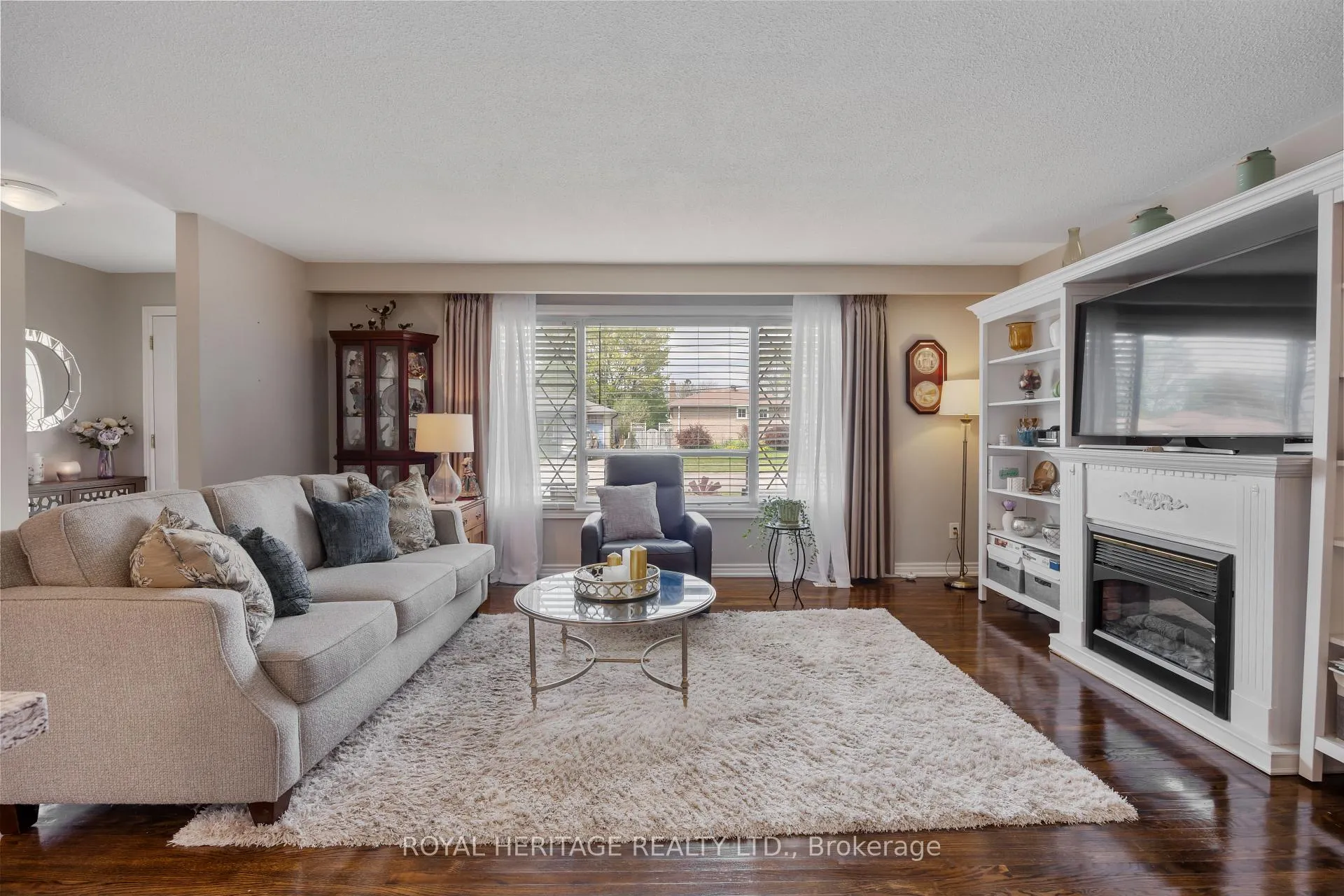 Photo 7 of 805 West Shore Boulevard, Pickering, West Shore — HOMEH