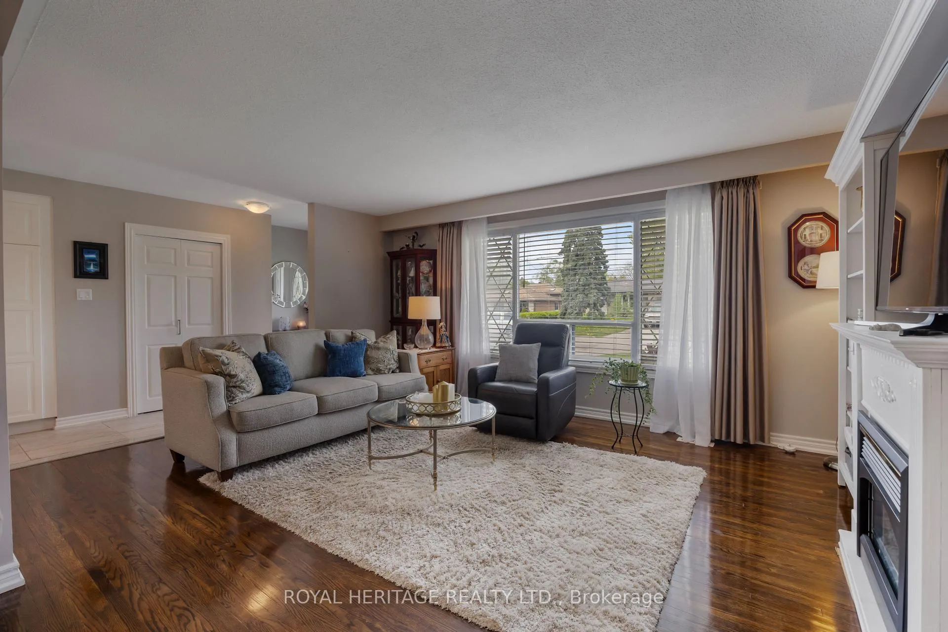 Photo 8 of 805 West Shore Boulevard, Pickering, West Shore — HOMEH