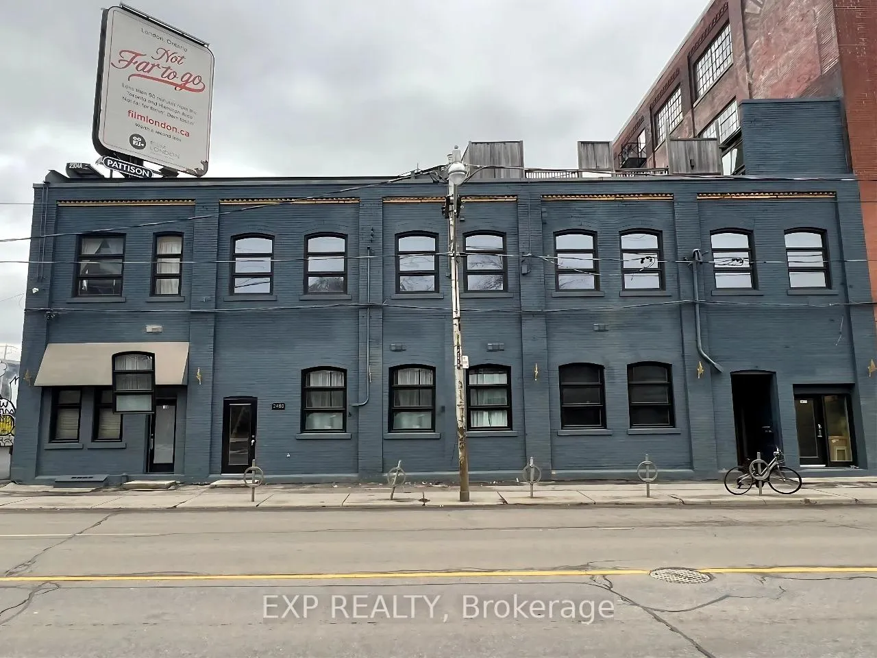 Photo 43 of 2480 Dundas Street W, Toronto, High Park North — HOMEH