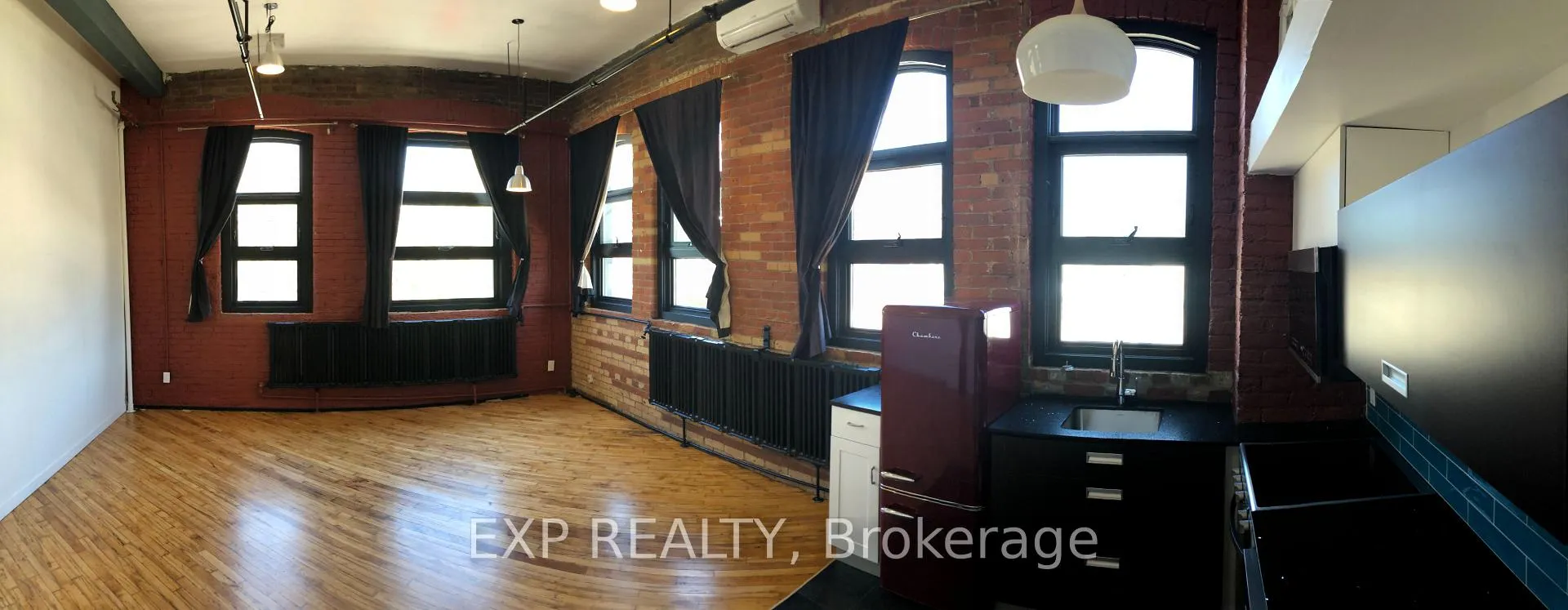 Photo 18 of 2480 Dundas Street W, Toronto, High Park North — HOMEH