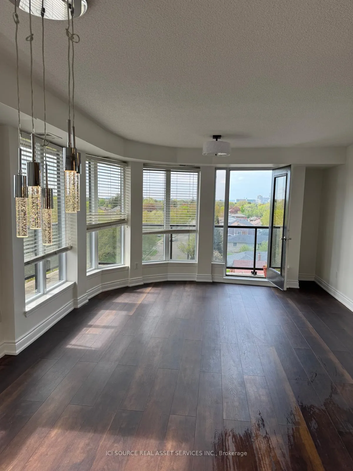 Photo 3 of Unit 614, 760 Sheppard Avenue W, North York, Bathurst Manor — HOMEH