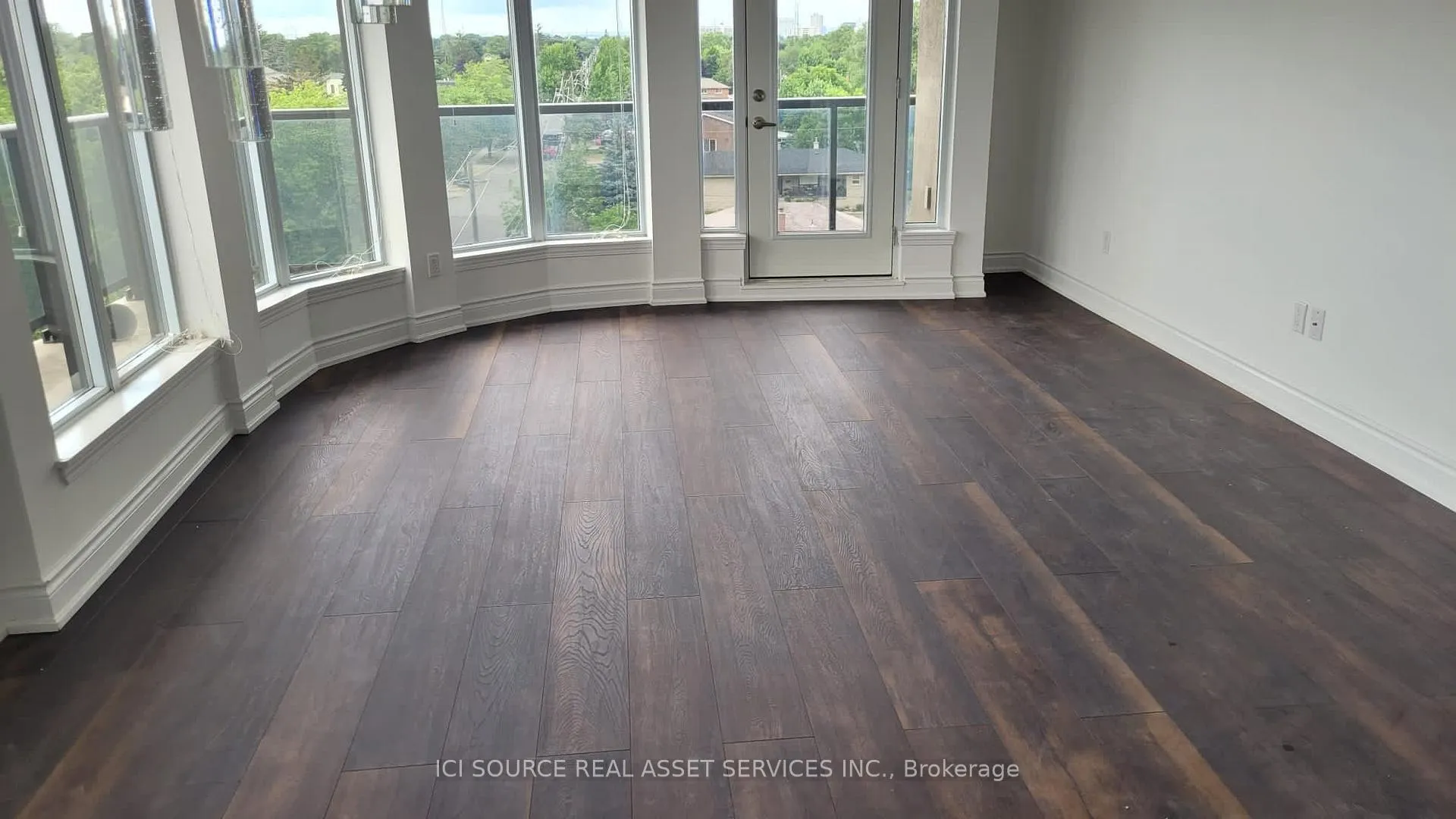 Photo 4 of Unit 614, 760 Sheppard Avenue W, North York, Bathurst Manor — HOMEH
