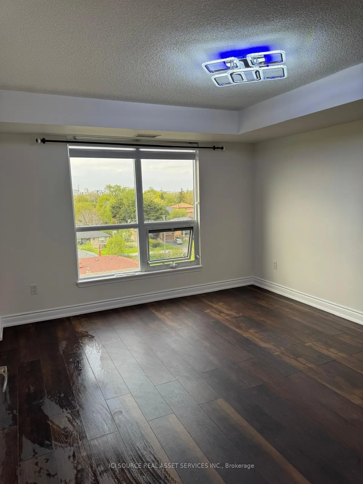 Photo 11 of Unit 614, 760 Sheppard Avenue W, North York, Bathurst Manor — HOMEH