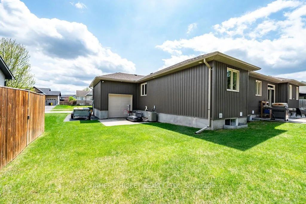 Photo 50 of 5 Nick Street, Petawawa — HOMEH