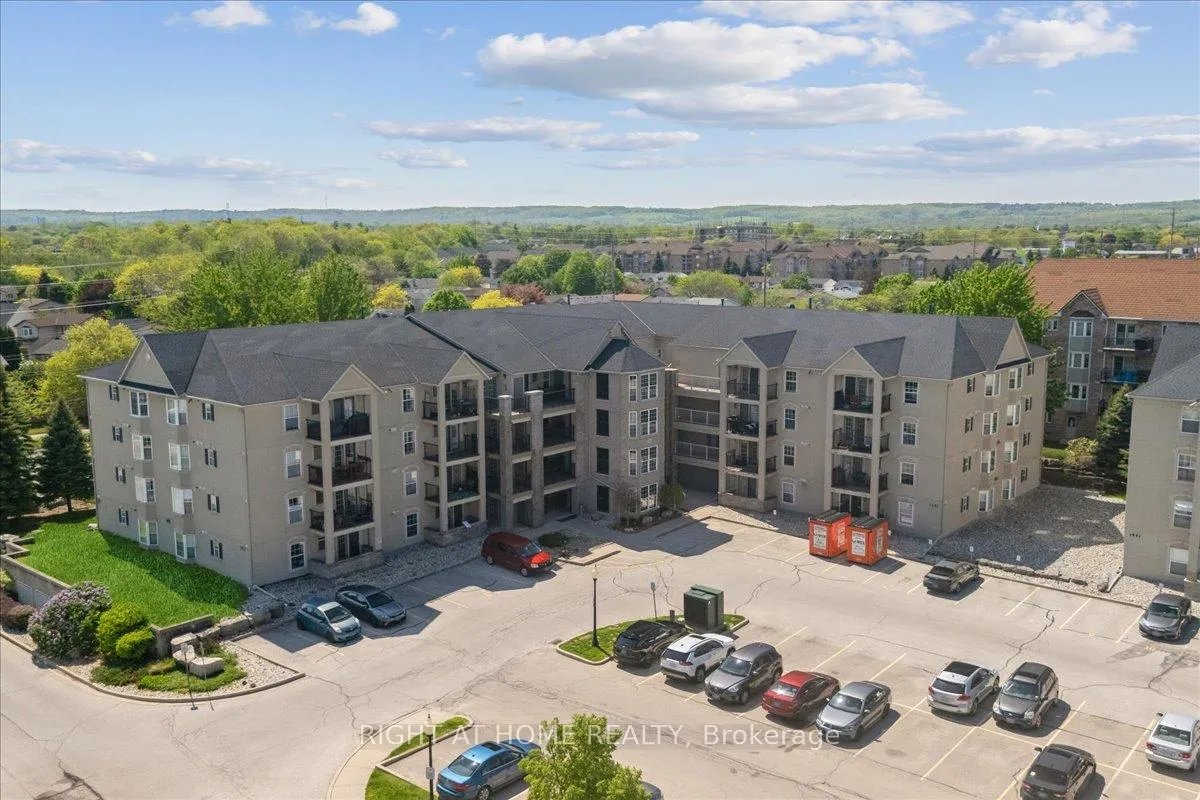 Photo 1 of Unit Unit # 312, 1451 Walker's Line, Burlington, Tansley — HOMEH