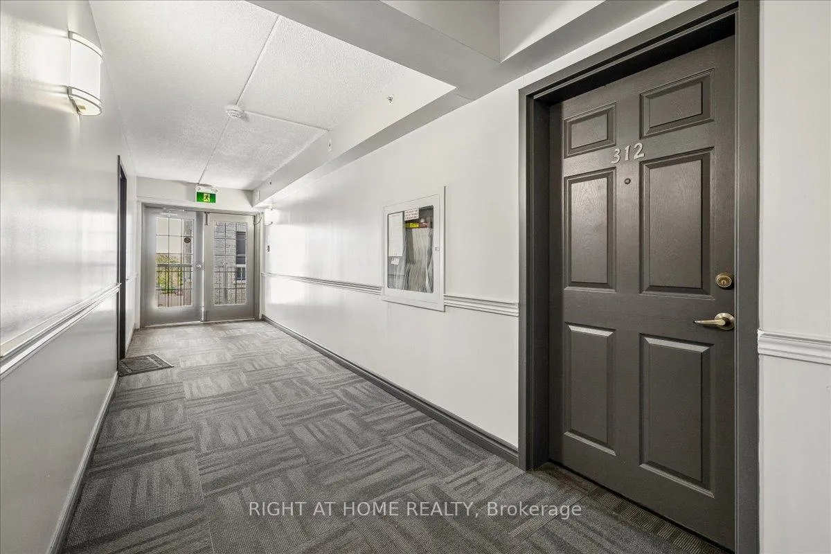 Photo 2 of Unit Unit # 312, 1451 Walker's Line, Burlington, Tansley — HOMEH