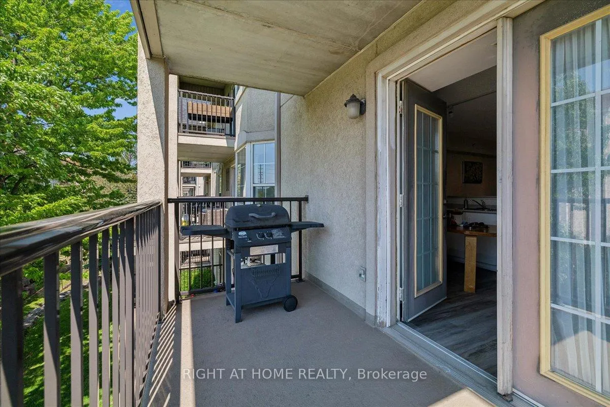 Photo 19 of Unit Unit # 312, 1451 Walker's Line, Burlington, Tansley — HOMEH