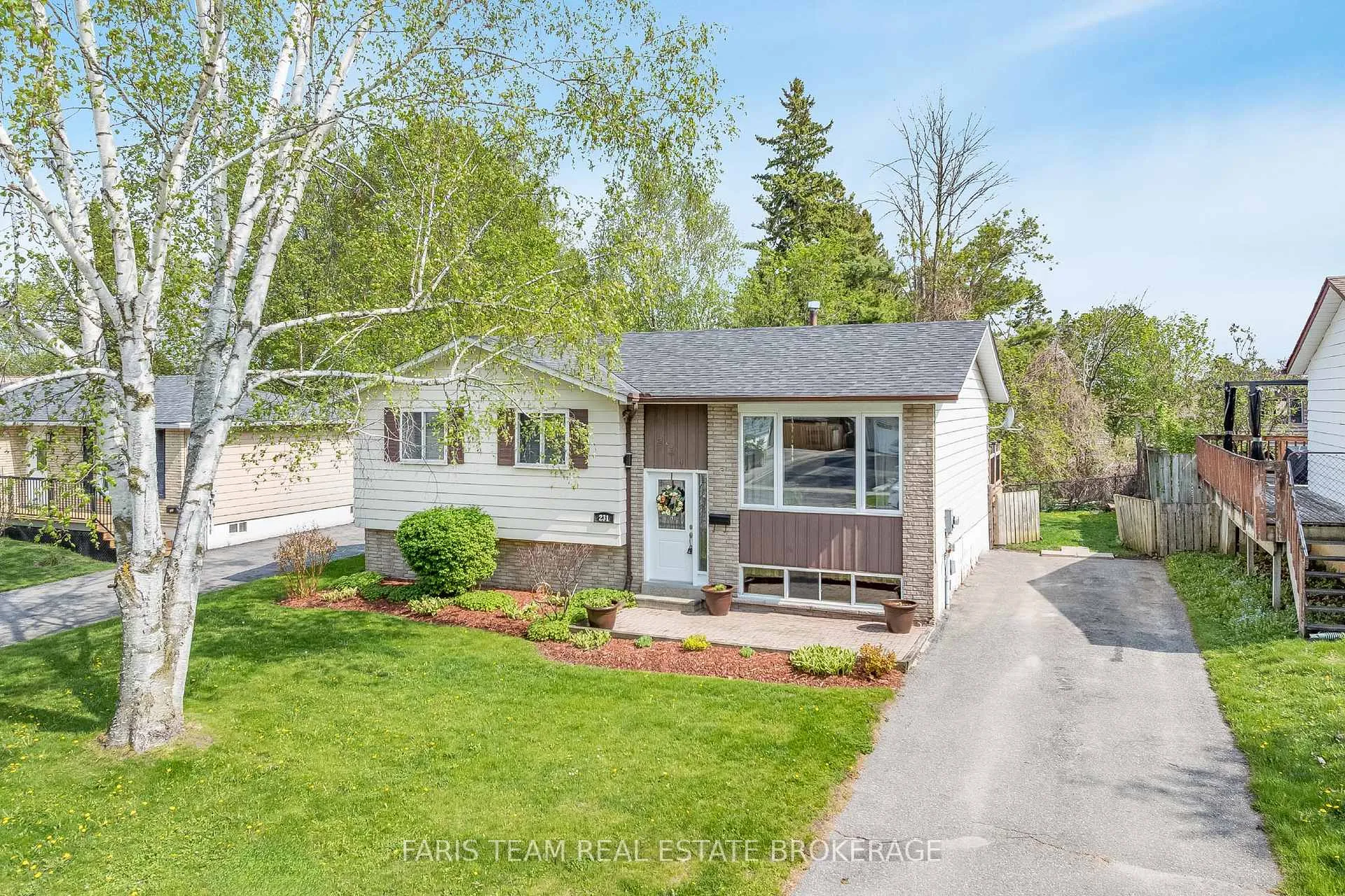 Photo 1 of 231 Chaingate Drive, Midland — HOMEH