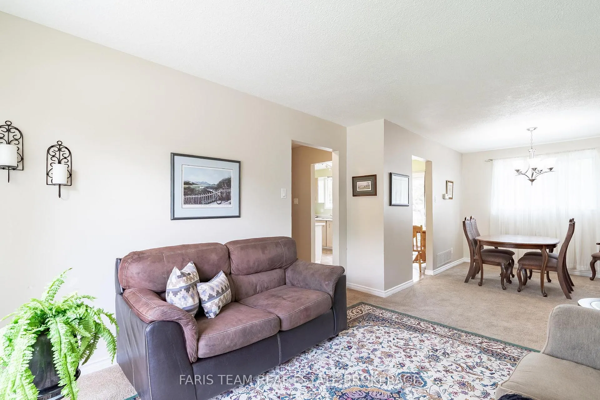 Photo 14 of 231 Chaingate Drive, Midland — HOMEH