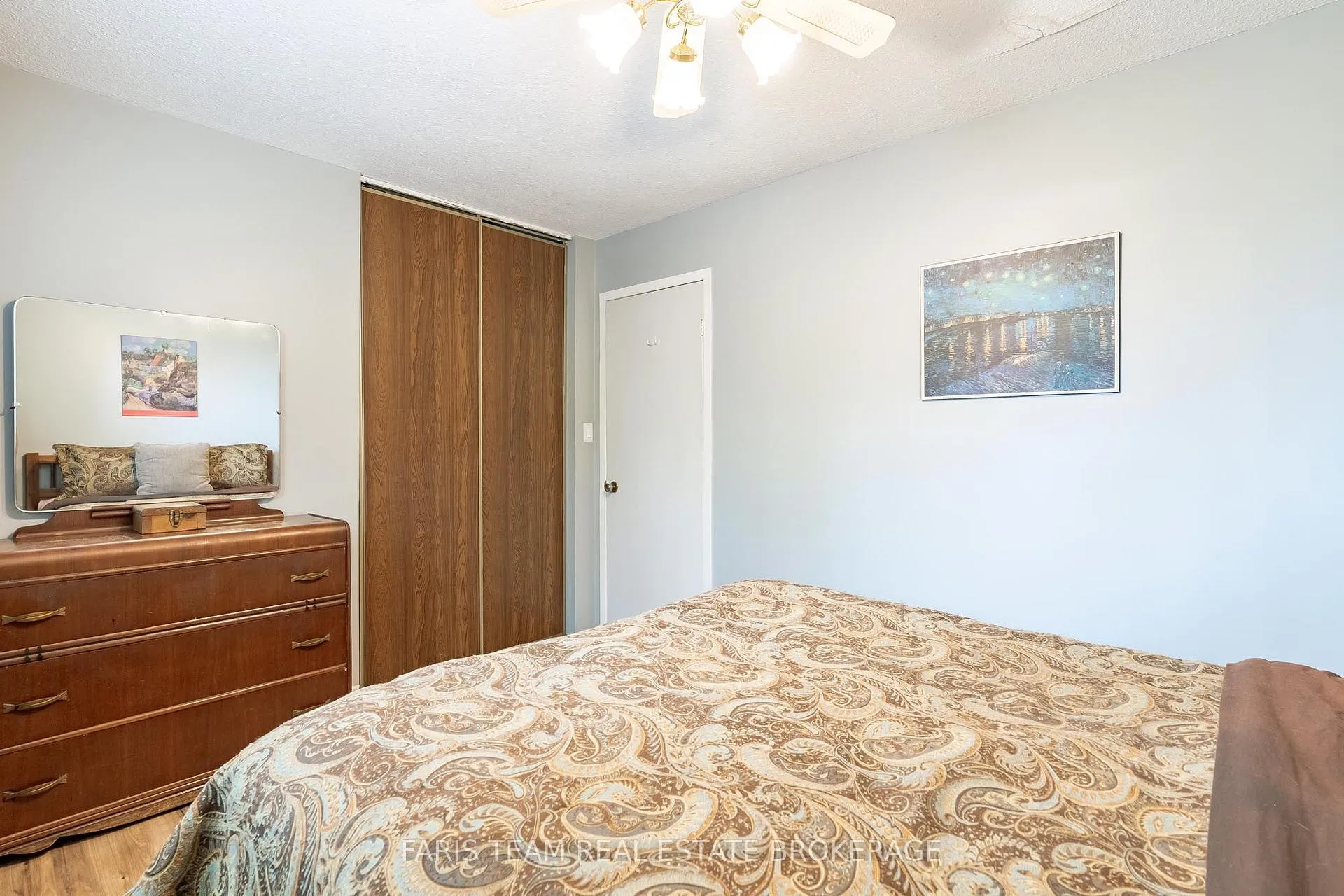 Photo 16 of 231 Chaingate Drive, Midland — HOMEH