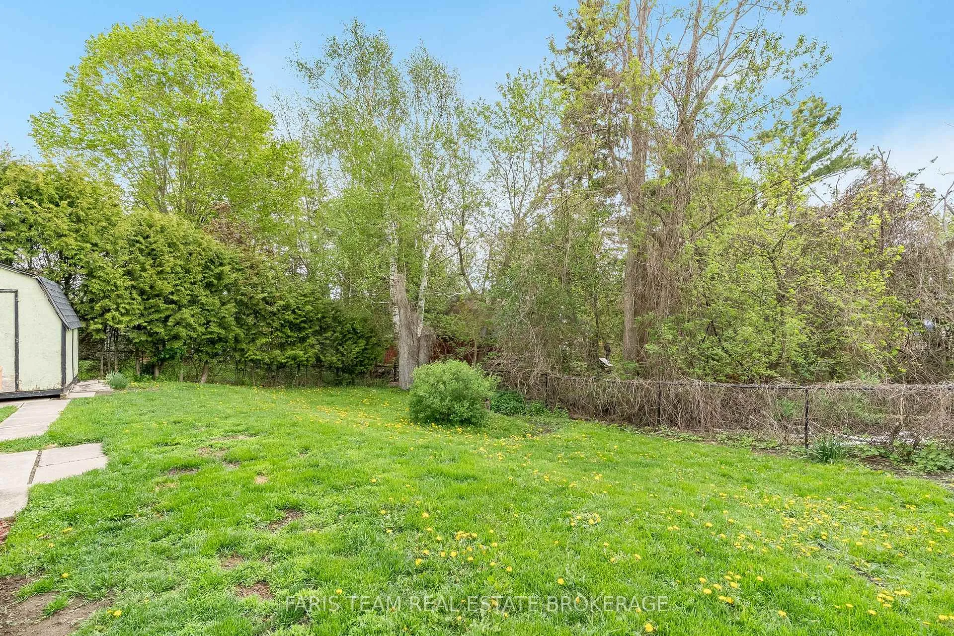 Photo 35 of 231 Chaingate Drive, Midland — HOMEH