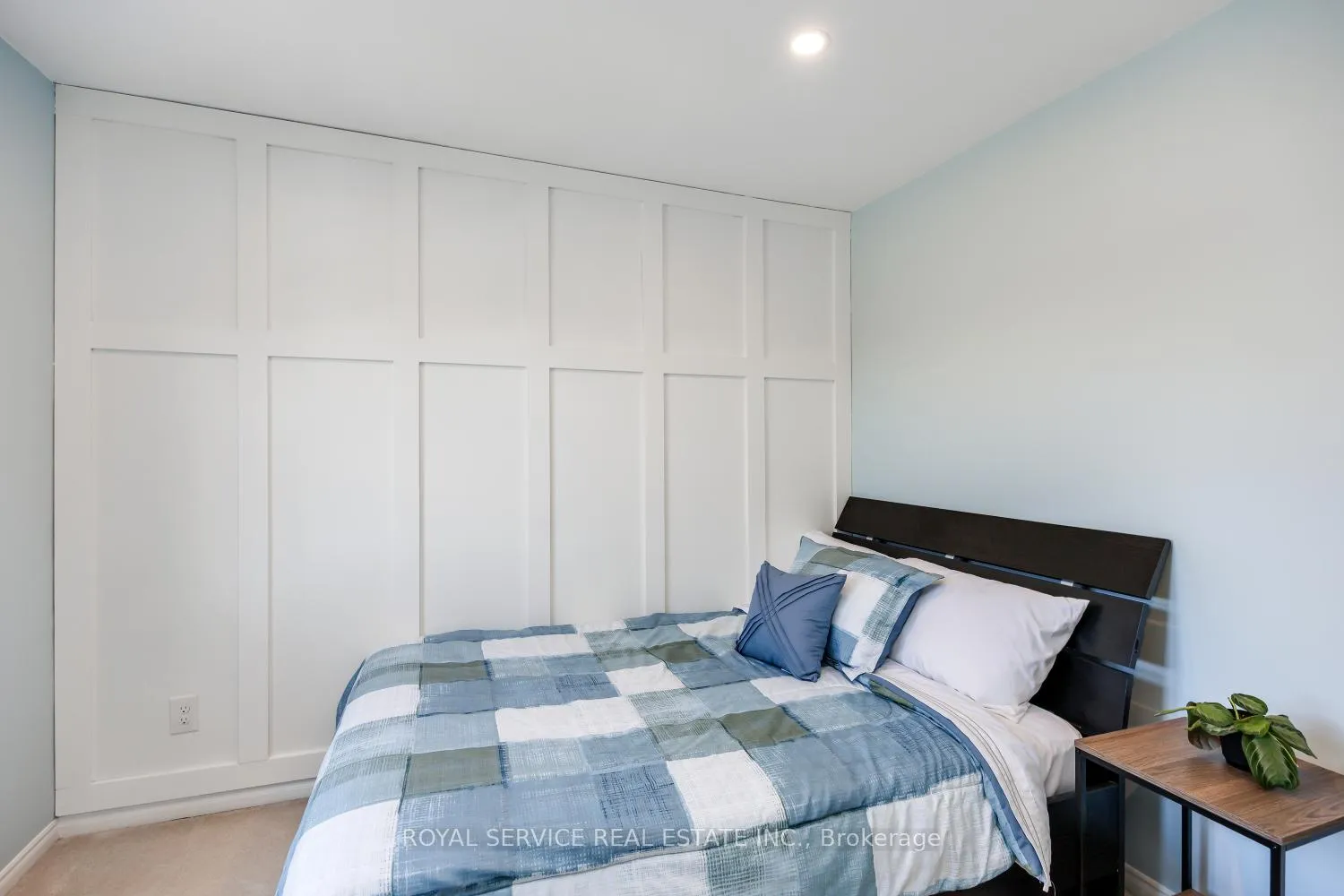 Photo 20 of 54 Galbraith Court, Clarington, Bowmanville — HOMEH