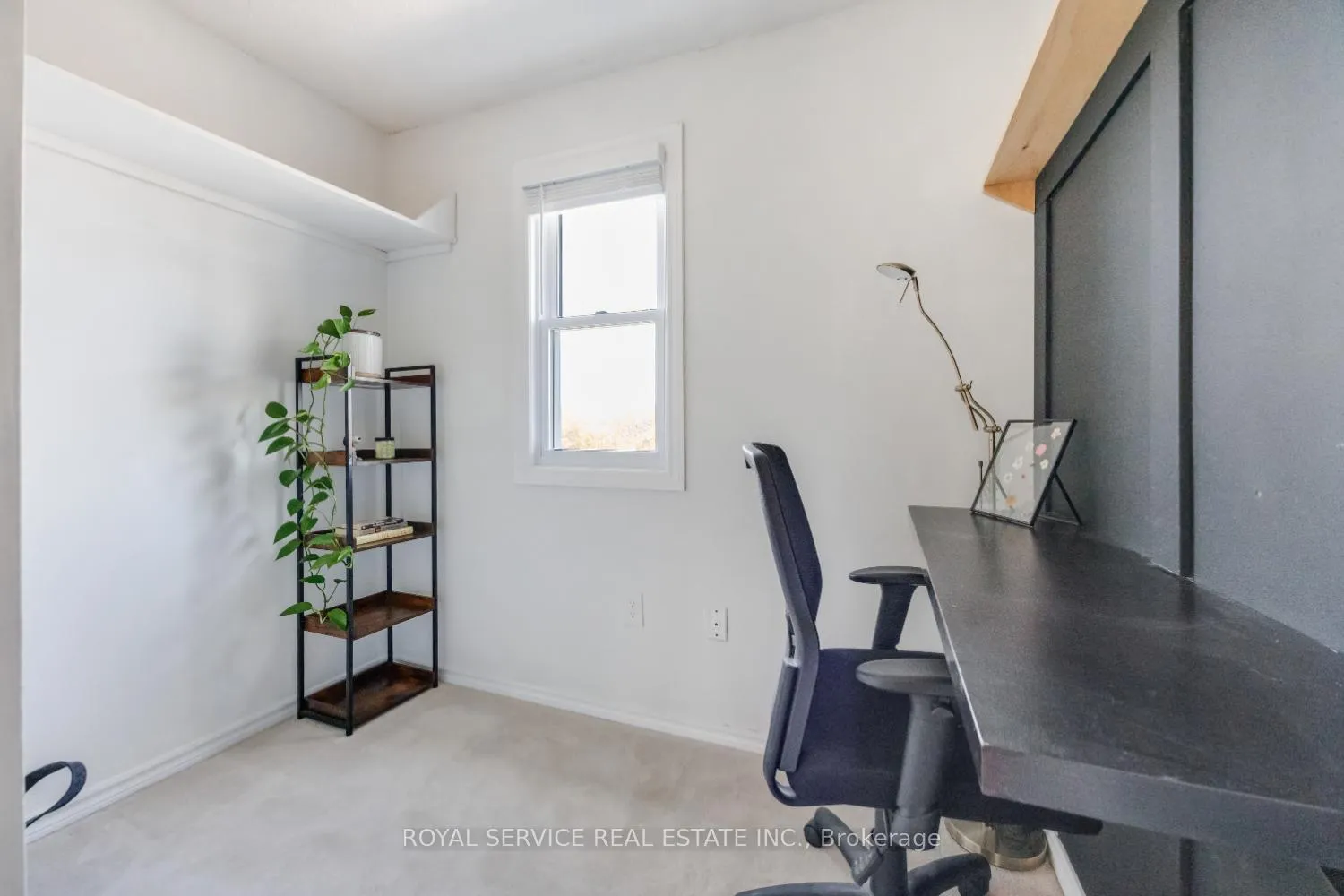 Photo 22 of 54 Galbraith Court, Clarington, Bowmanville — HOMEH