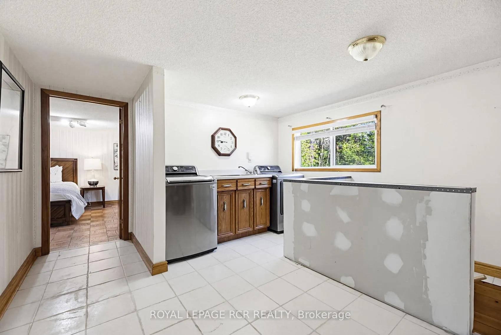 Photo 16 of 55 County Rd 16 (Veterans Way), Orangeville — HOMEH