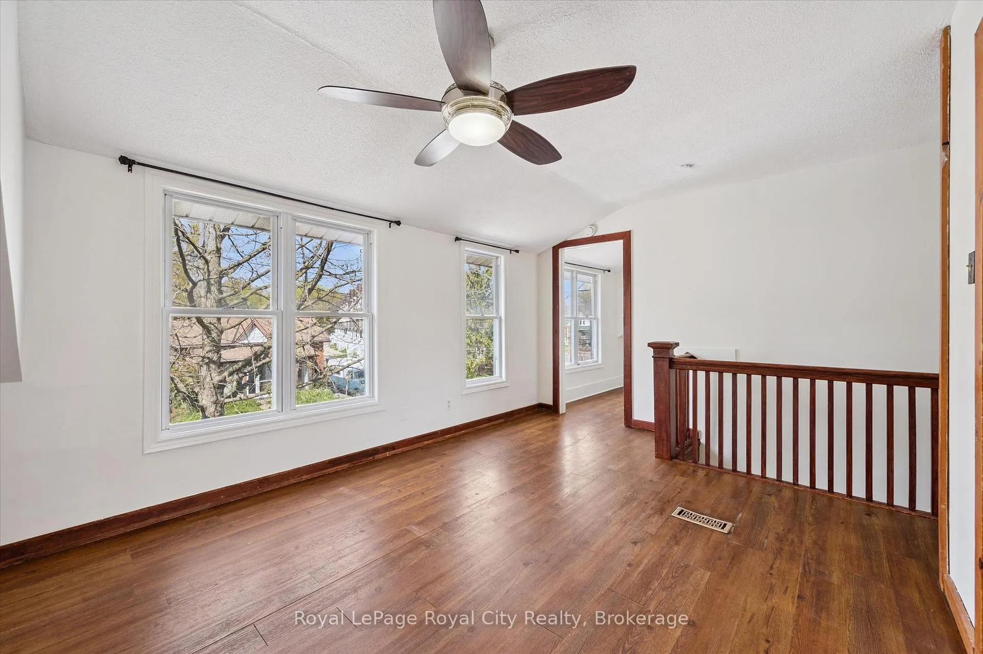 Photo 11 of 199 Neeve Street, Guelph, St. Patrick's Ward — HOMEH