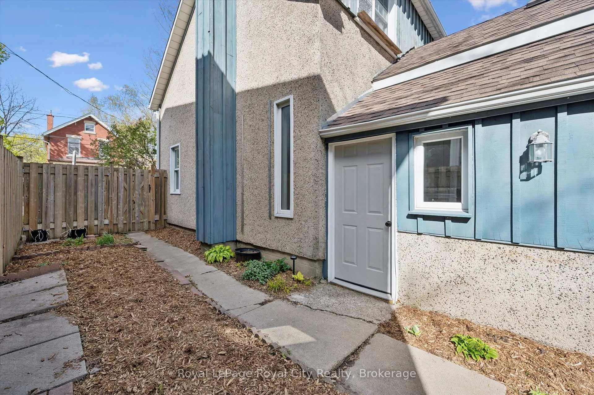 Photo 18 of 199 Neeve Street, Guelph, St. Patrick's Ward — HOMEH