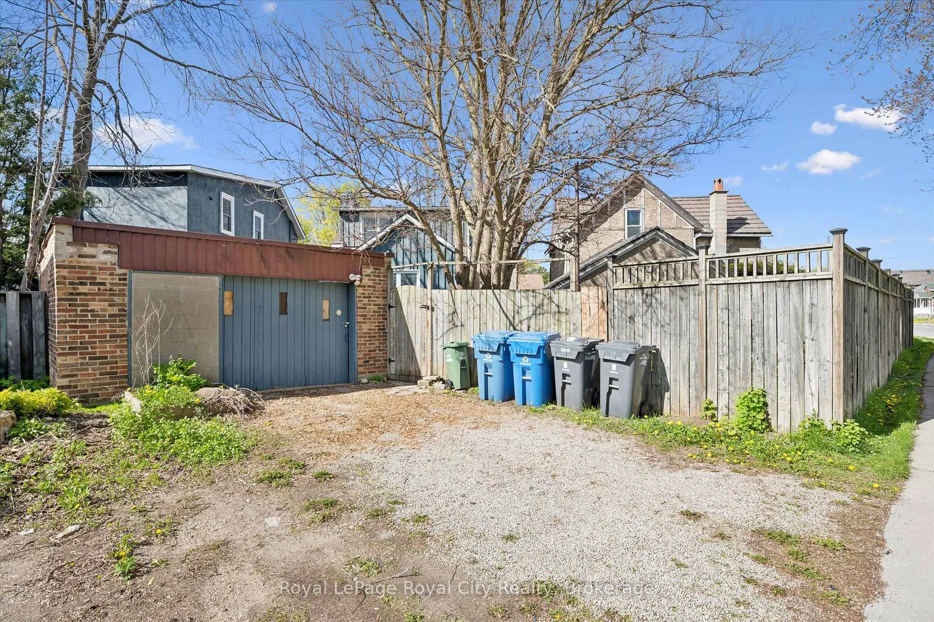 Photo 37 of 199 Neeve Street, Guelph, St. Patrick's Ward — HOMEH