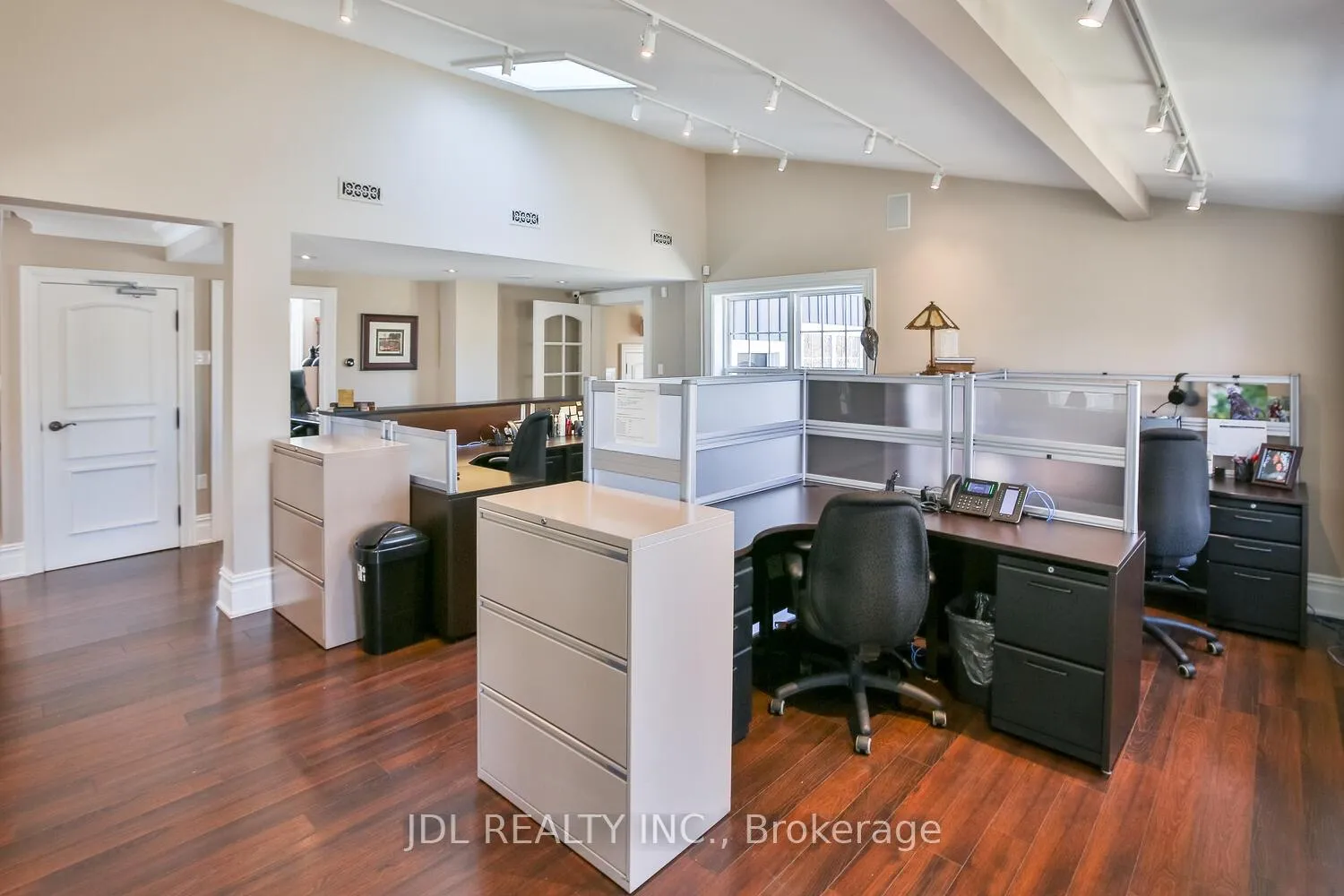 Photo 22 of 145 Main Street, Markham, Unionville — HOMEH