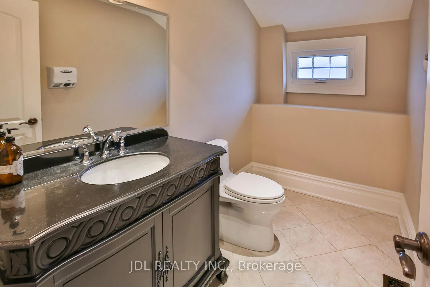 Photo 44 of 145 Main Street, Markham, Unionville — HOMEH