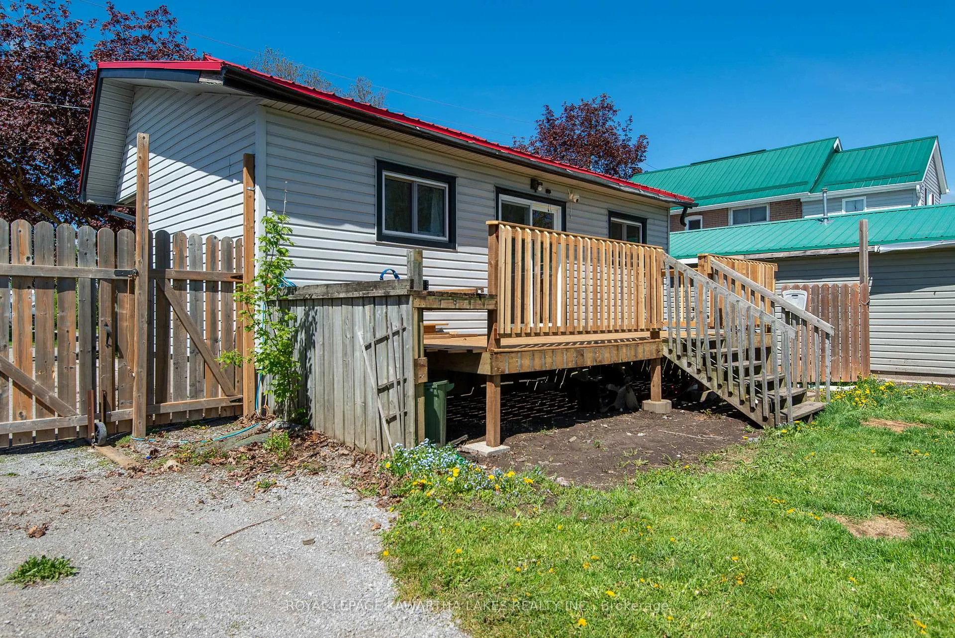Photo 17 of 8 Wolfe Street, Kawartha Lakes, Lindsay — HOMEH