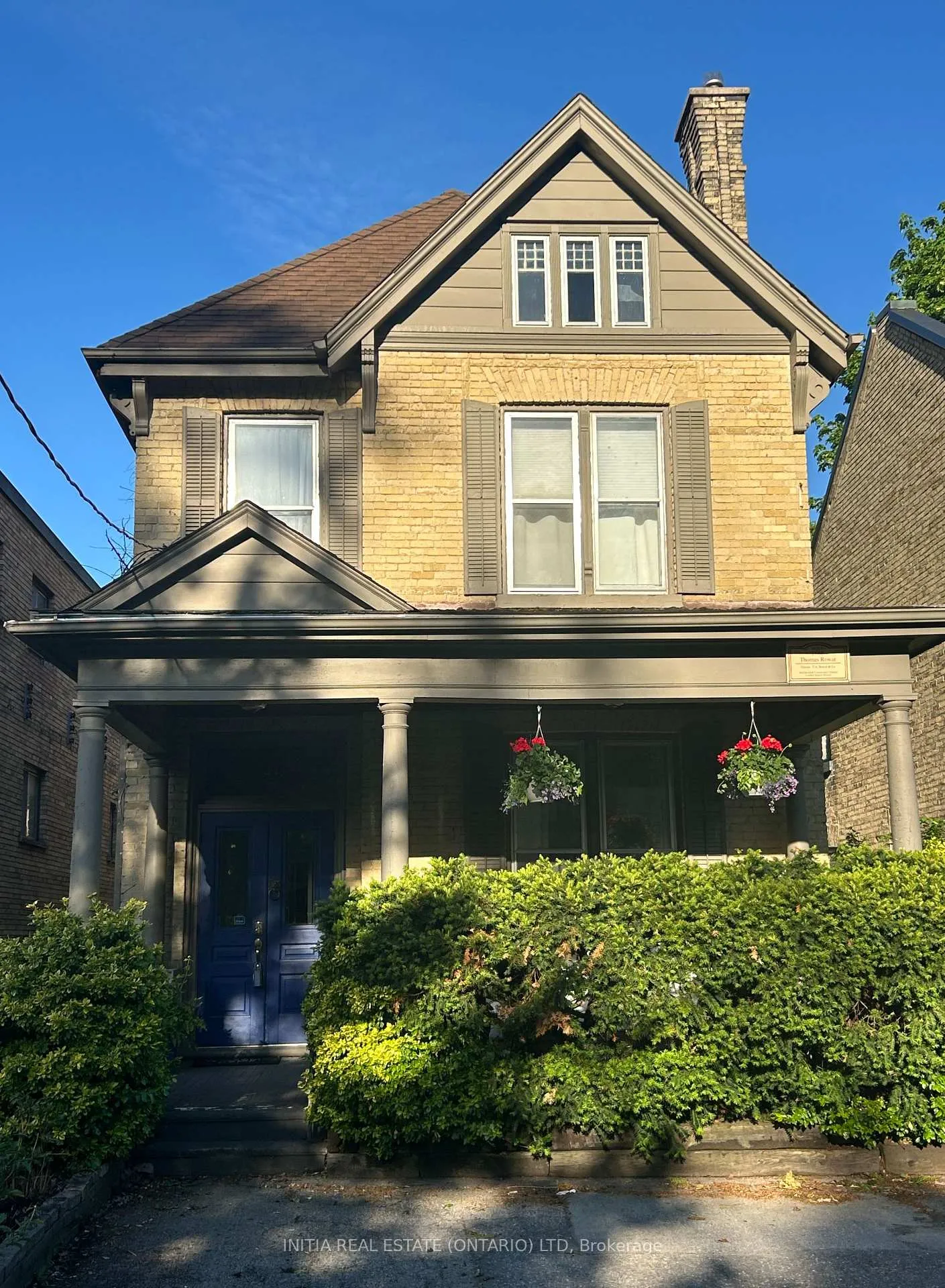 Front of 31 Cartwright Street