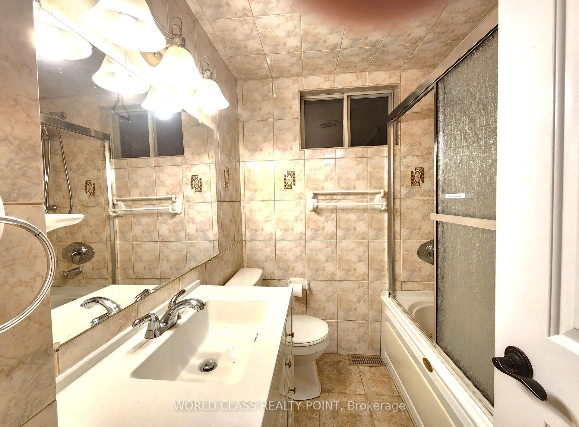 Photo 17 of 7 Cliff Street, Toronto, Rockcliffe-Smythe — HOMEH