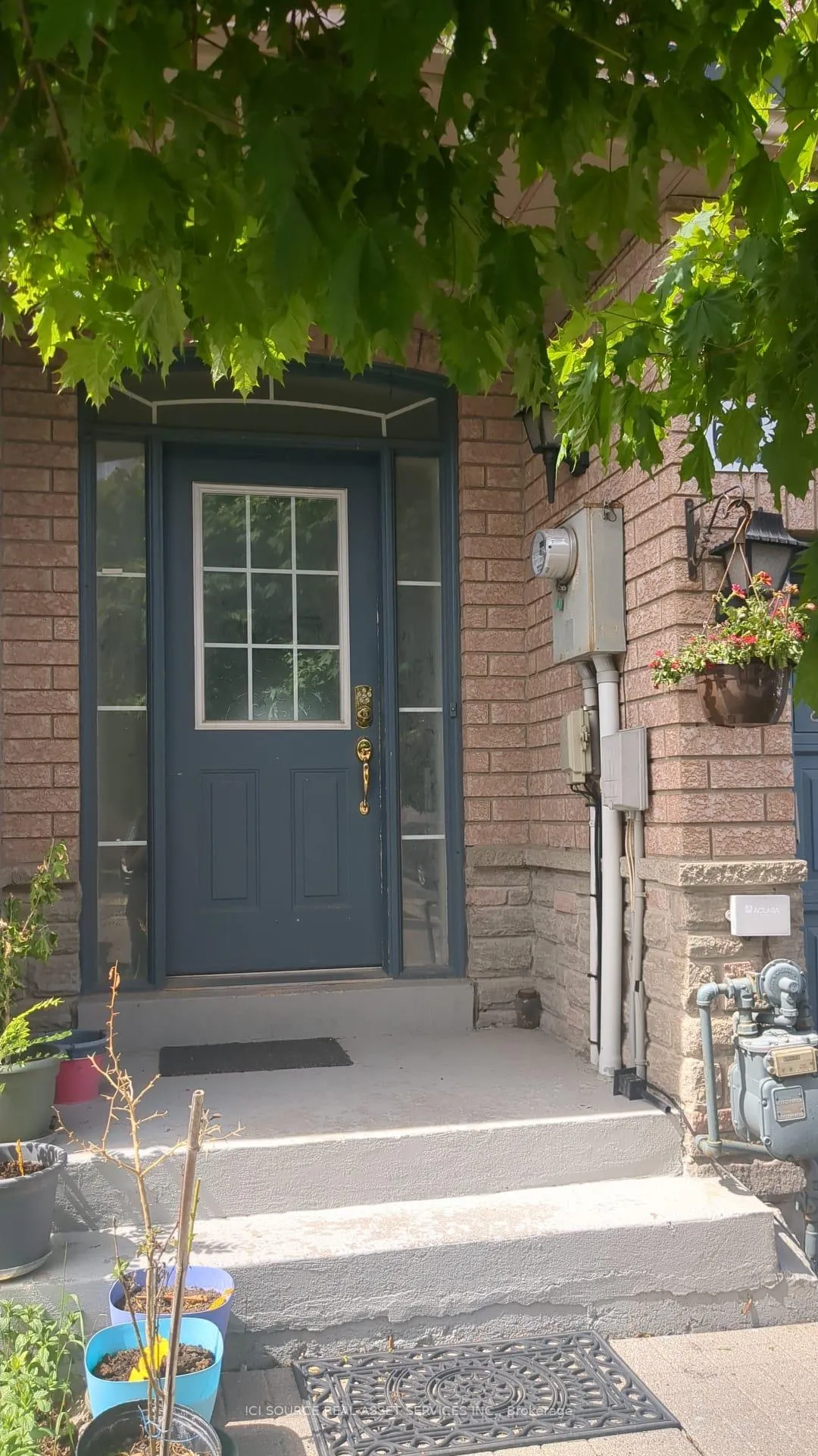 Photo 2 of 63C View Green Crescent, Etobicoke, West Humber-Clairville — HOMEH