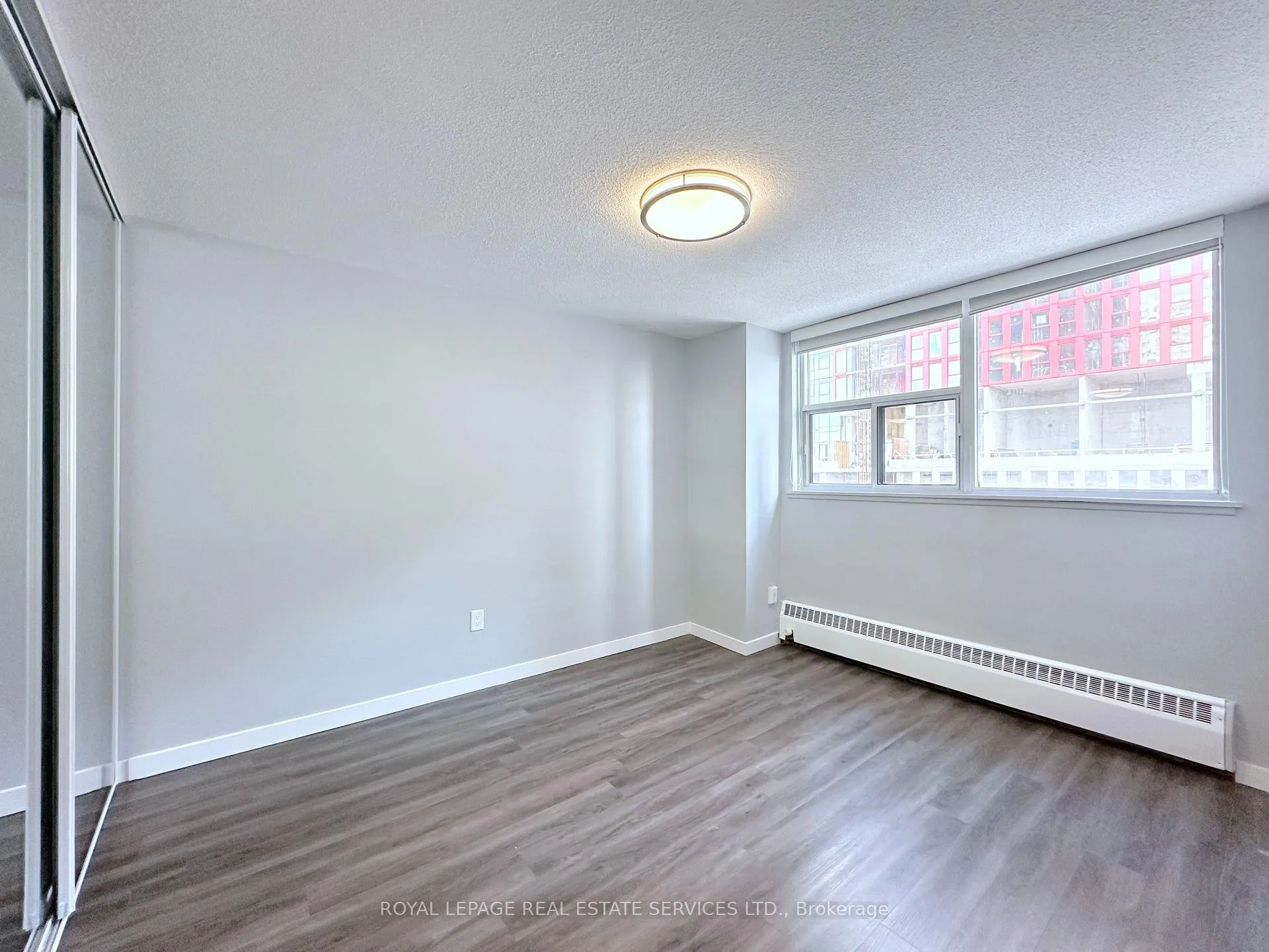 Photo 6 of Unit 915, 255 Main Street, Toronto, East End-Danforth — HOMEH