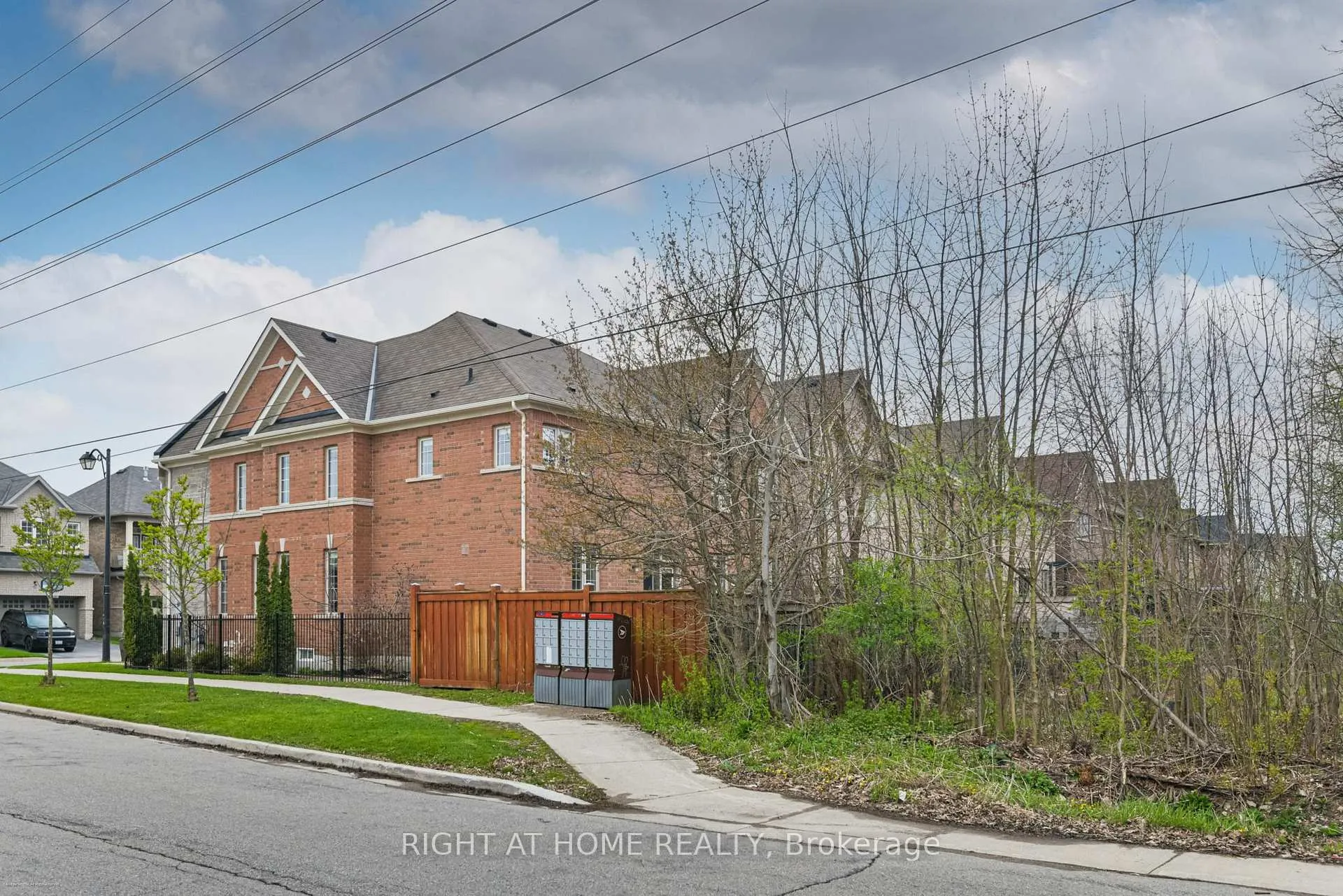 Photo 48 of 300 McGibbon Drive, Milton, Clarke — HOMEH