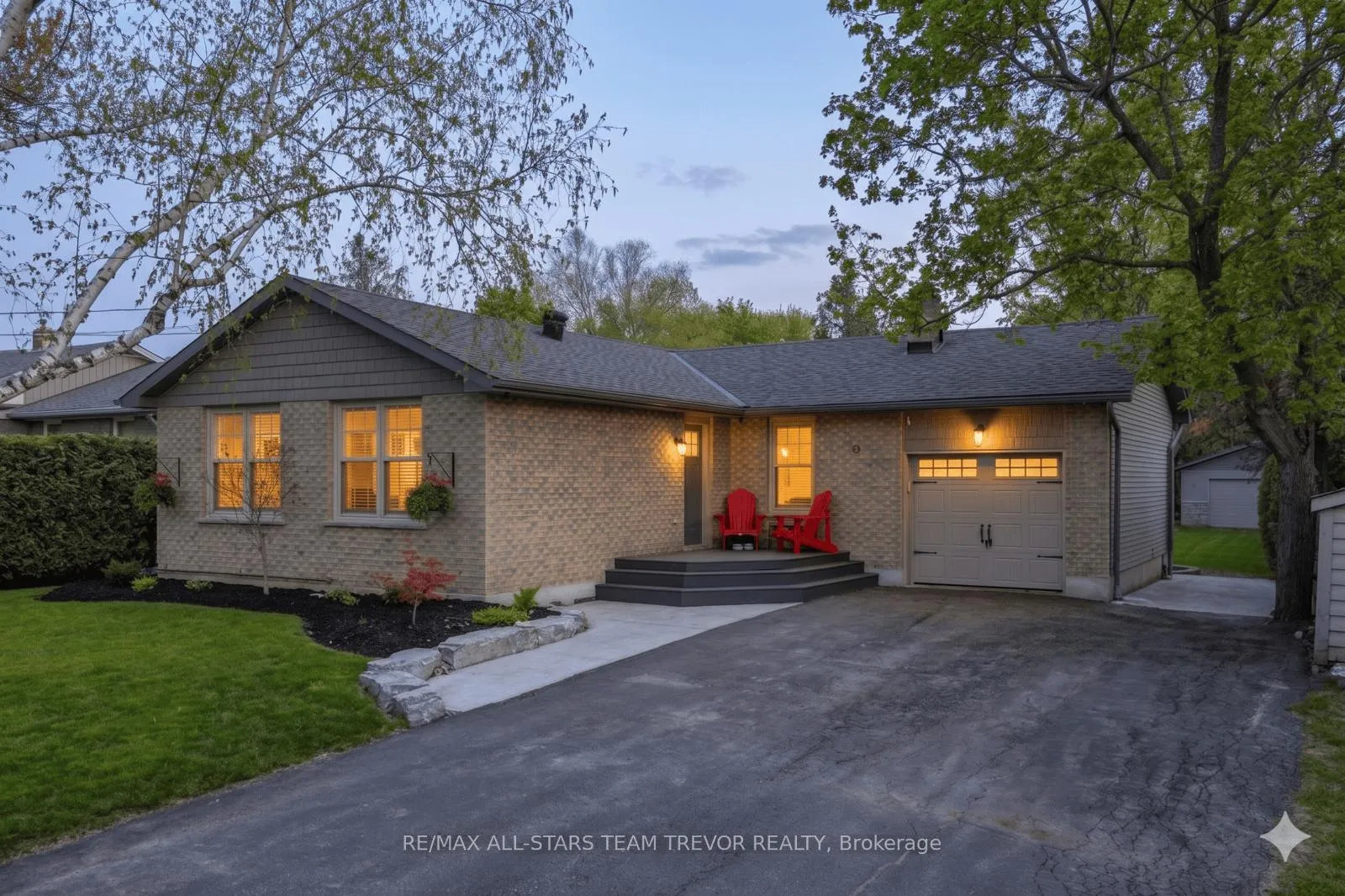 Photo 1 of 43 Main Street, Georgina, Pefferlaw — HOMEH