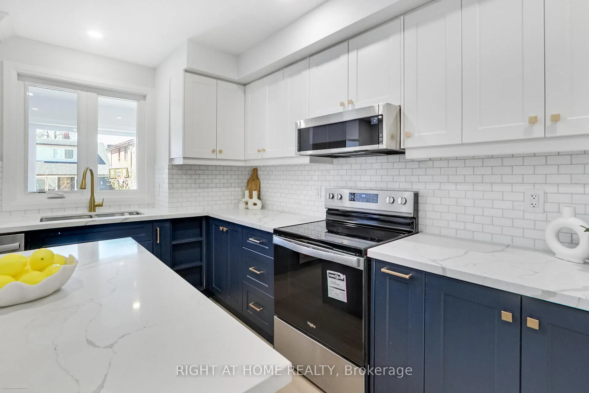 Photo 5 of 259 Robina Avenue, Toronto, Oakwood Village — HOMEH