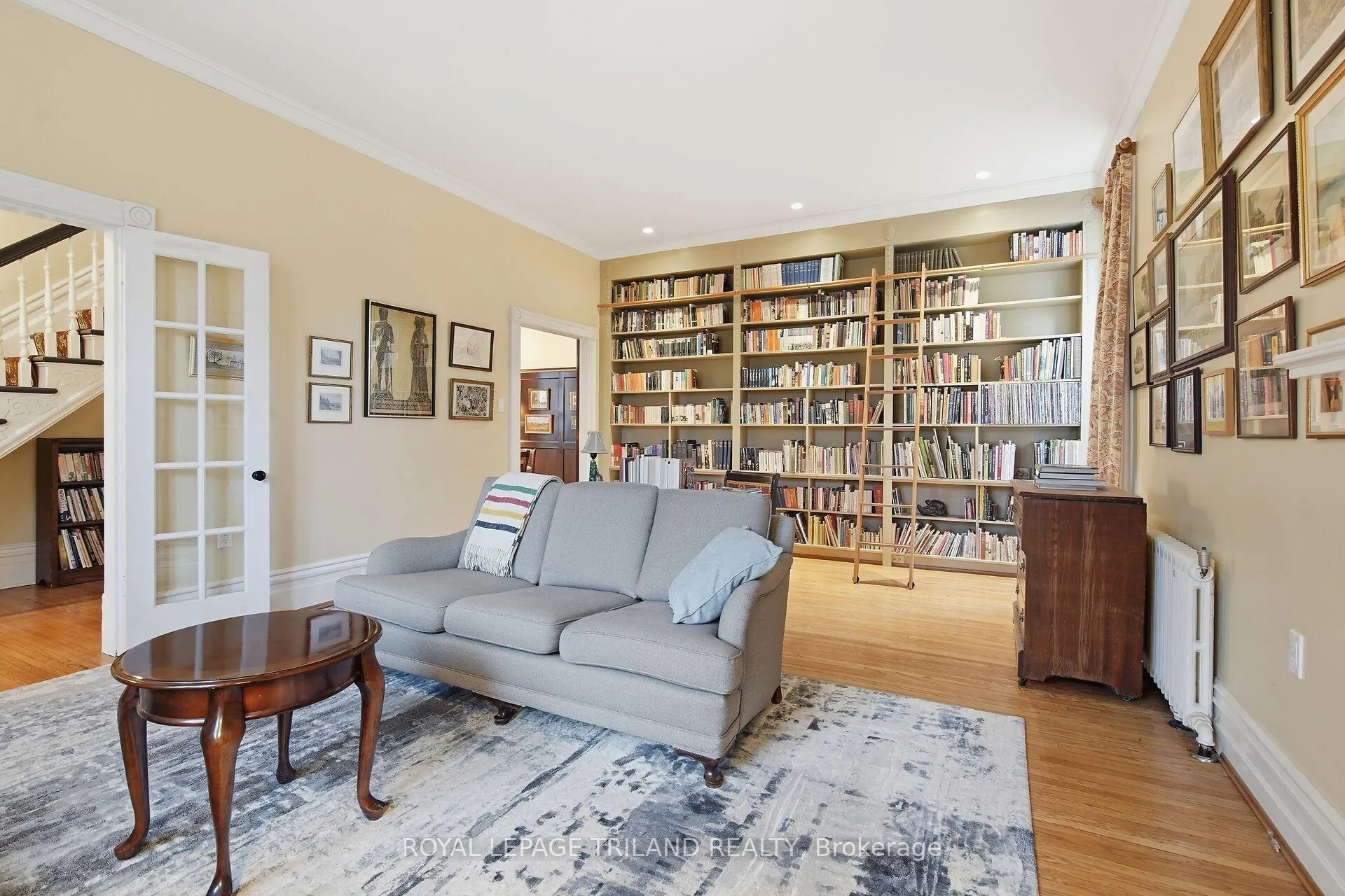 Photo 5 of 937 Waterloo Street, London, East B — HOMEH