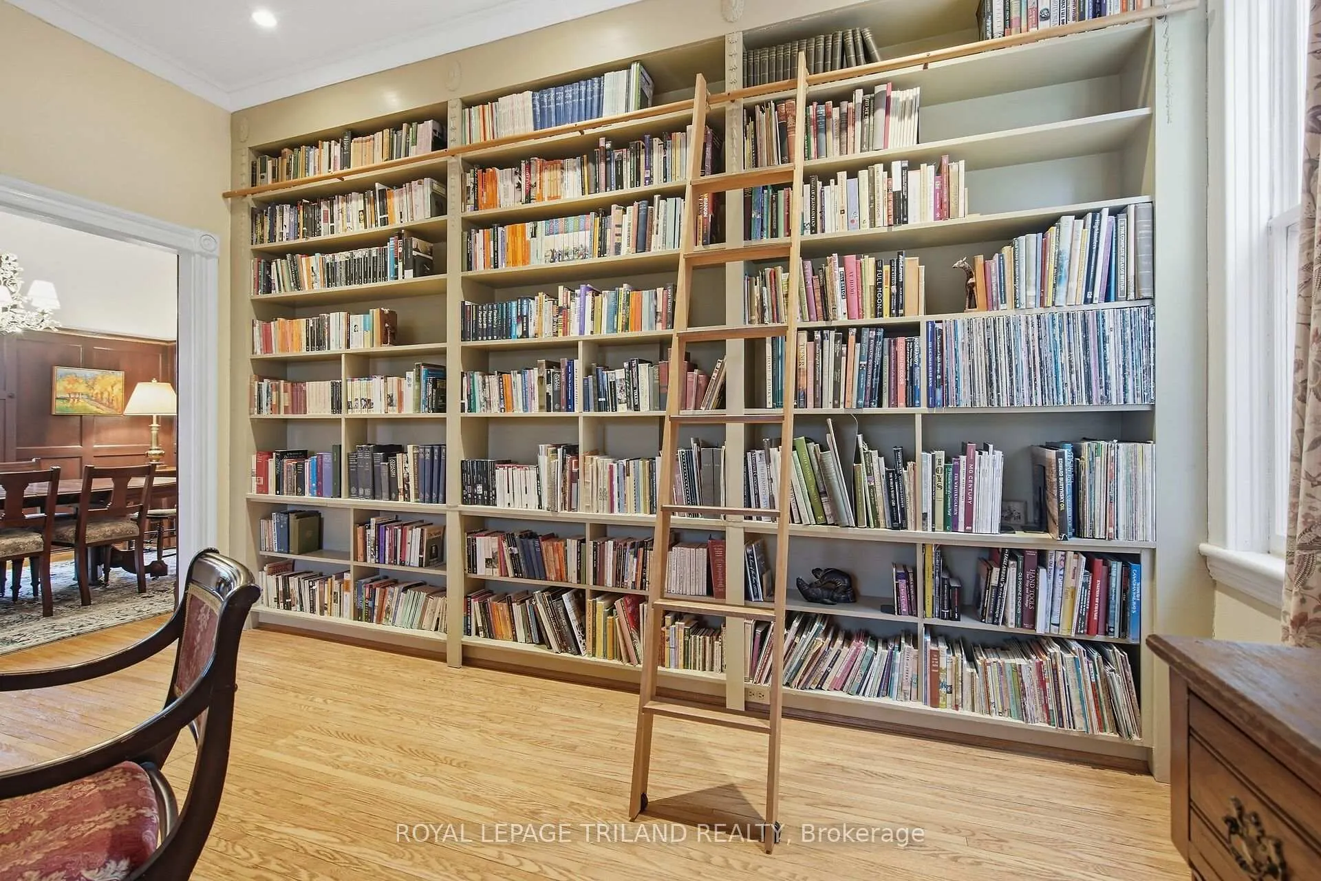 Photo 6 of 937 Waterloo Street, London, East B — HOMEH