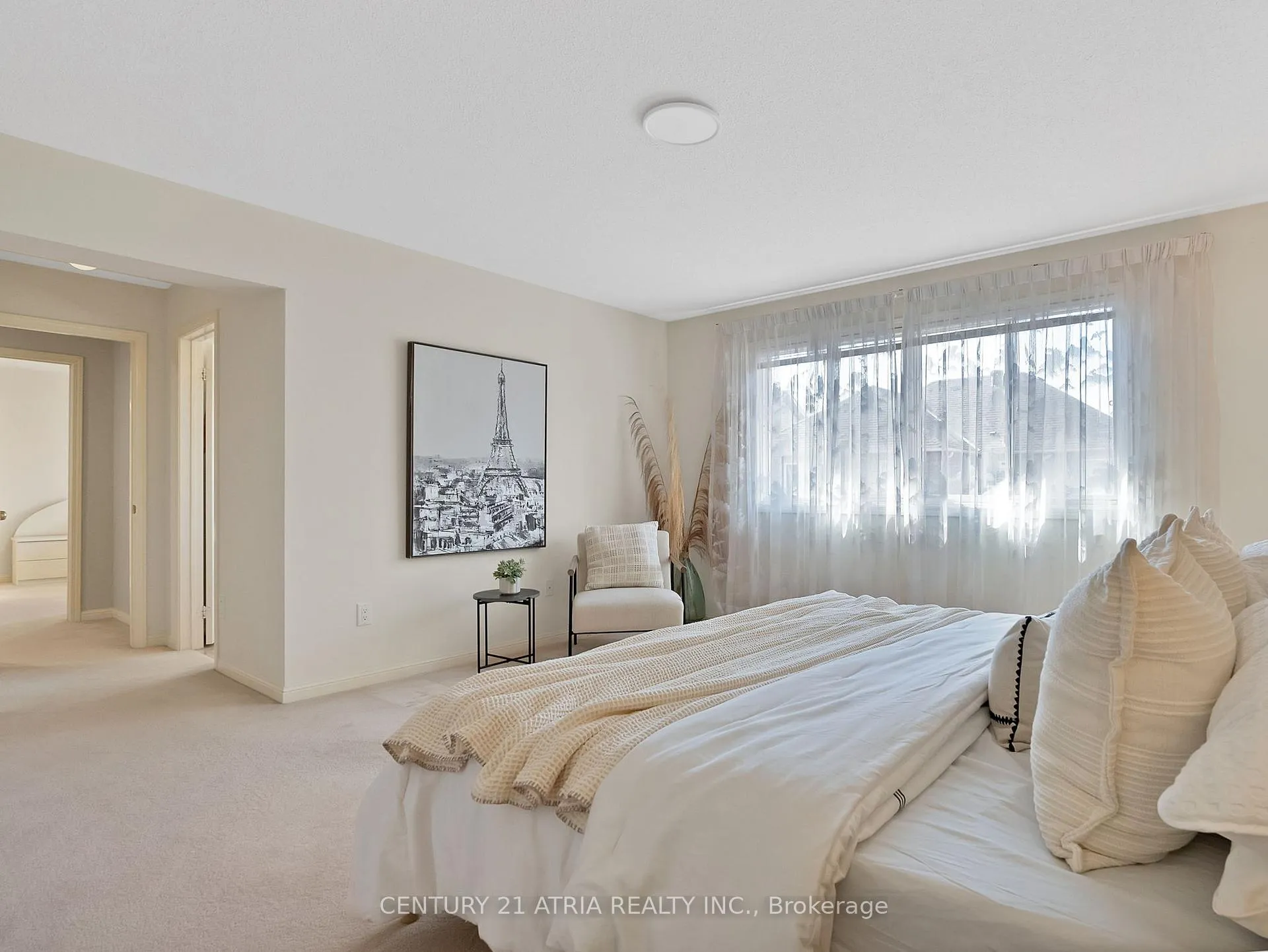 Photo 15 of 39 Saxony Drive, Markham, Berczy — HOMEH