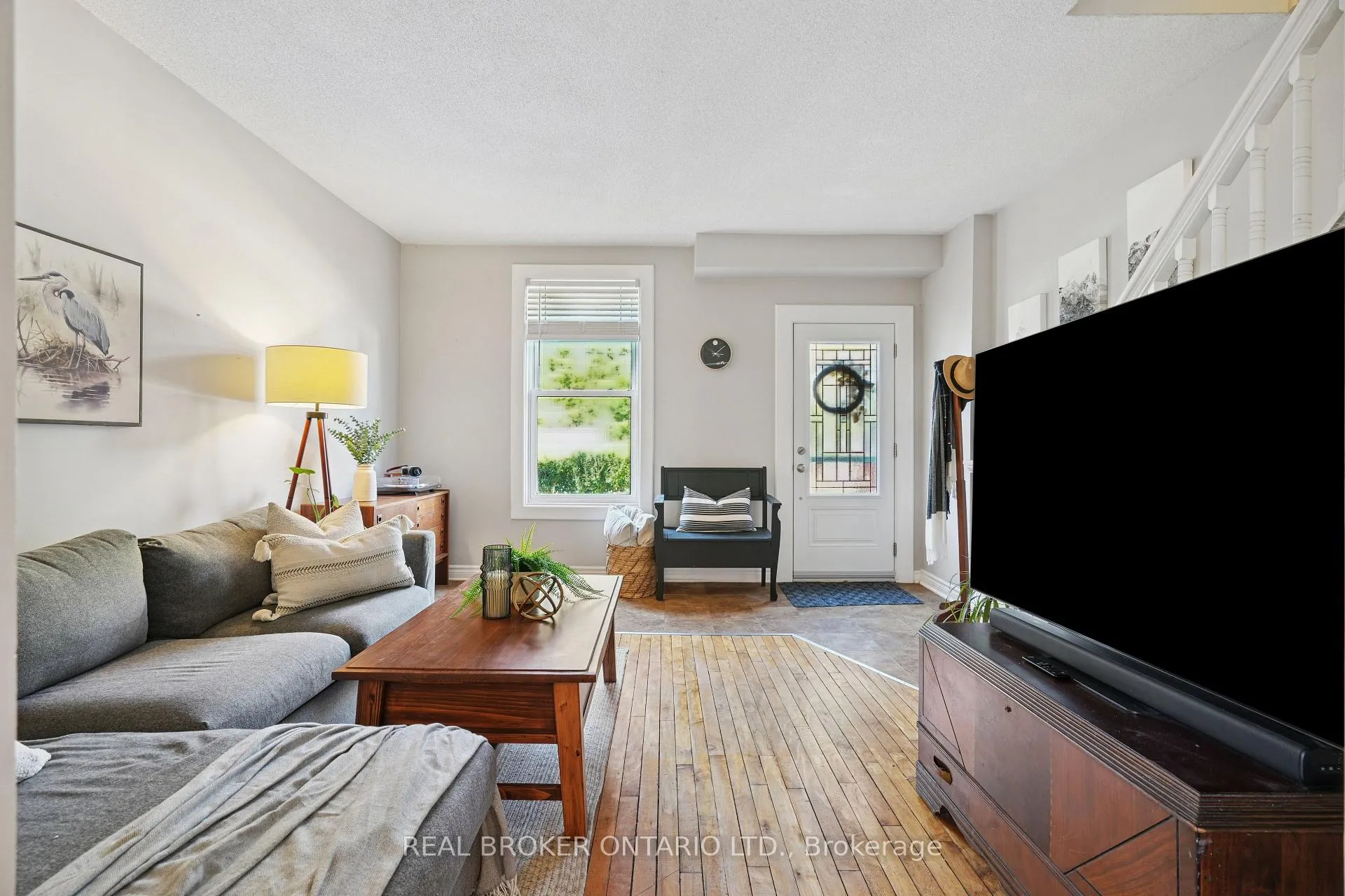 Photo 7 of 2055 Embleton Road, Brampton, Bram West — HOMEH