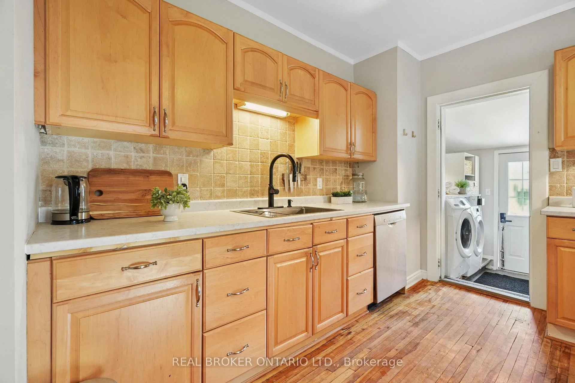 Photo 15 of 2055 Embleton Road, Brampton, Bram West — HOMEH
